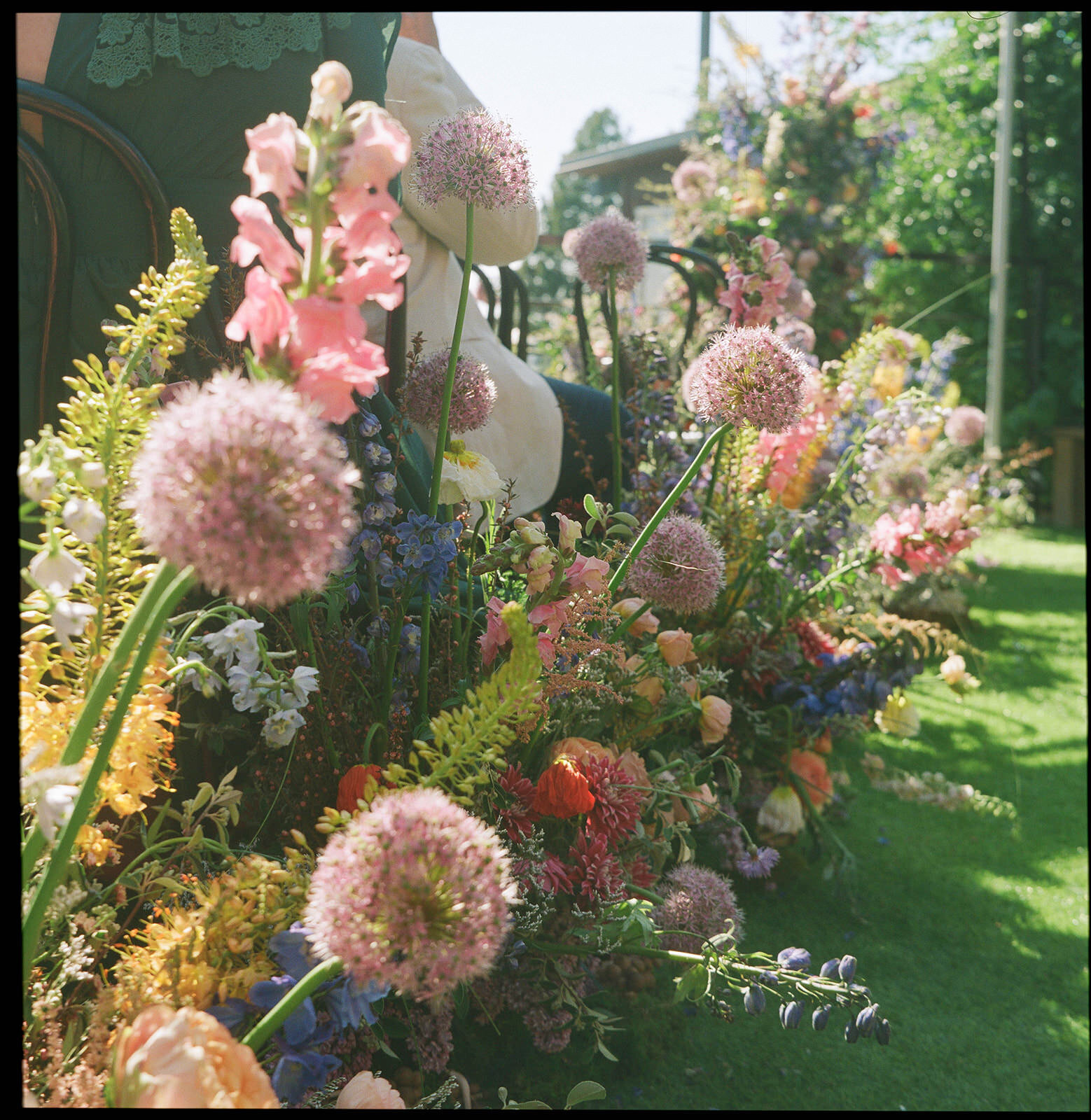 Gothic-Disco-Floral-Wedding2