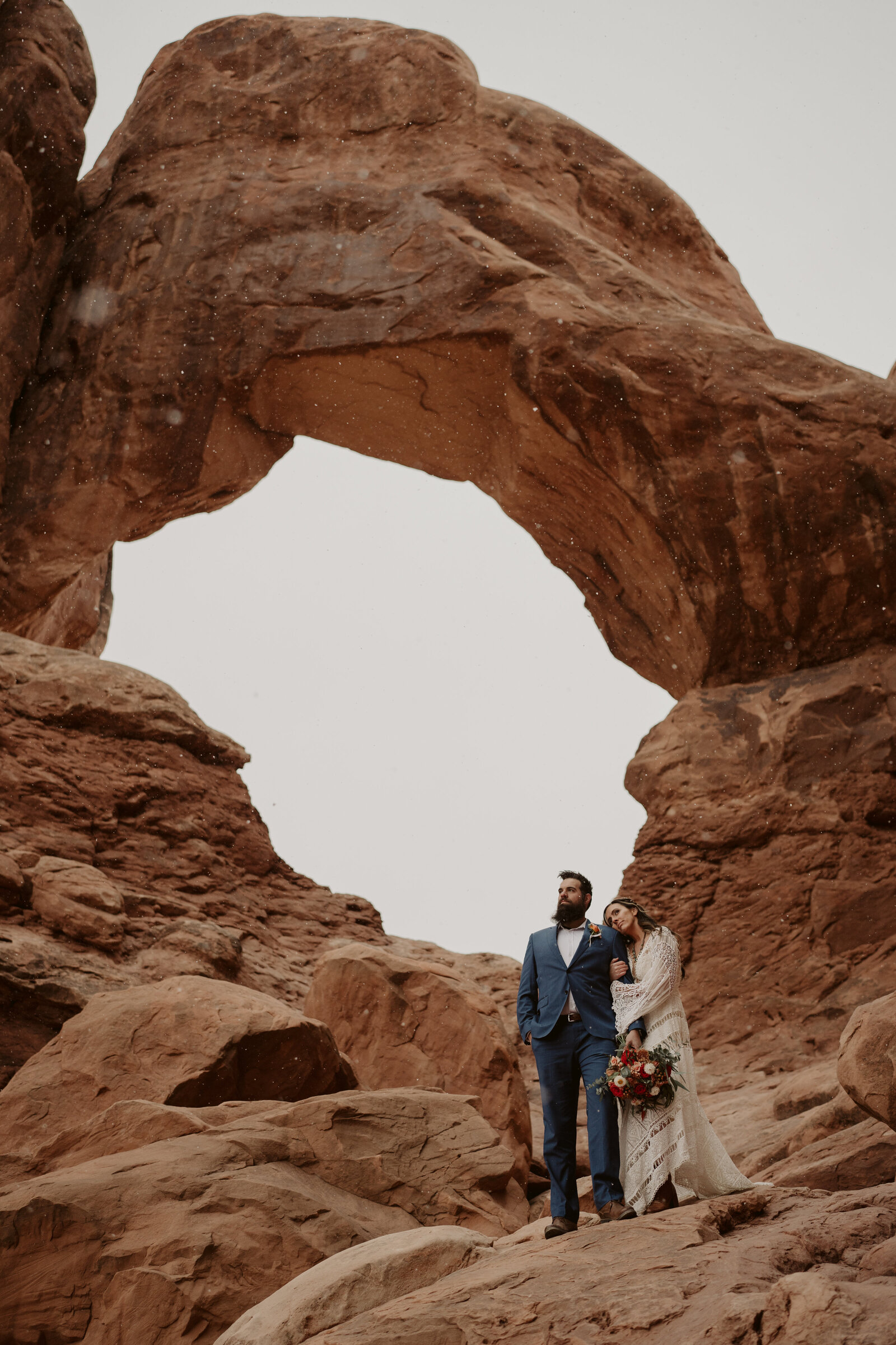 moab-elopement-couple-22