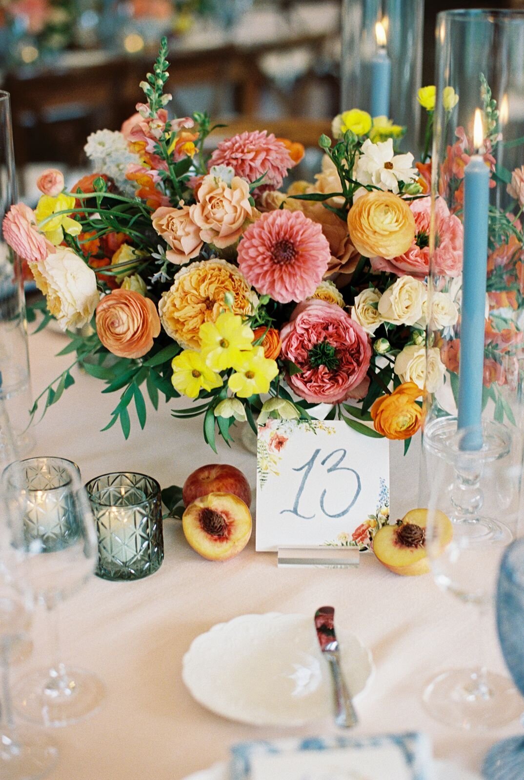 leila-james-events-newport-rhode-island-luxury-wedding-planner-castle-hill-inn-venue-erin-mcginn-wedding-photographer-bright-florals-CH0568 copy