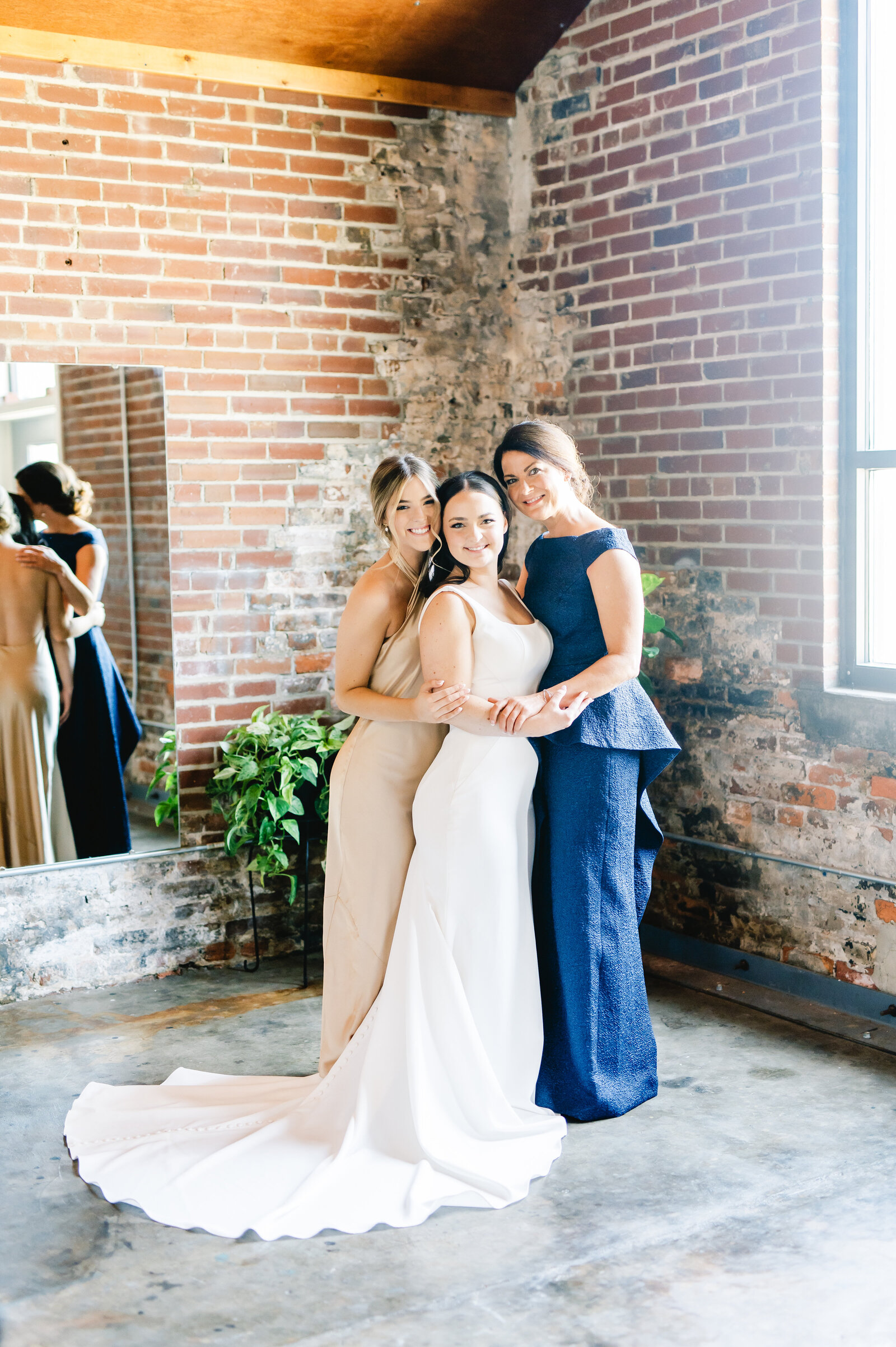 WilliamsWeddingGettingReady-26