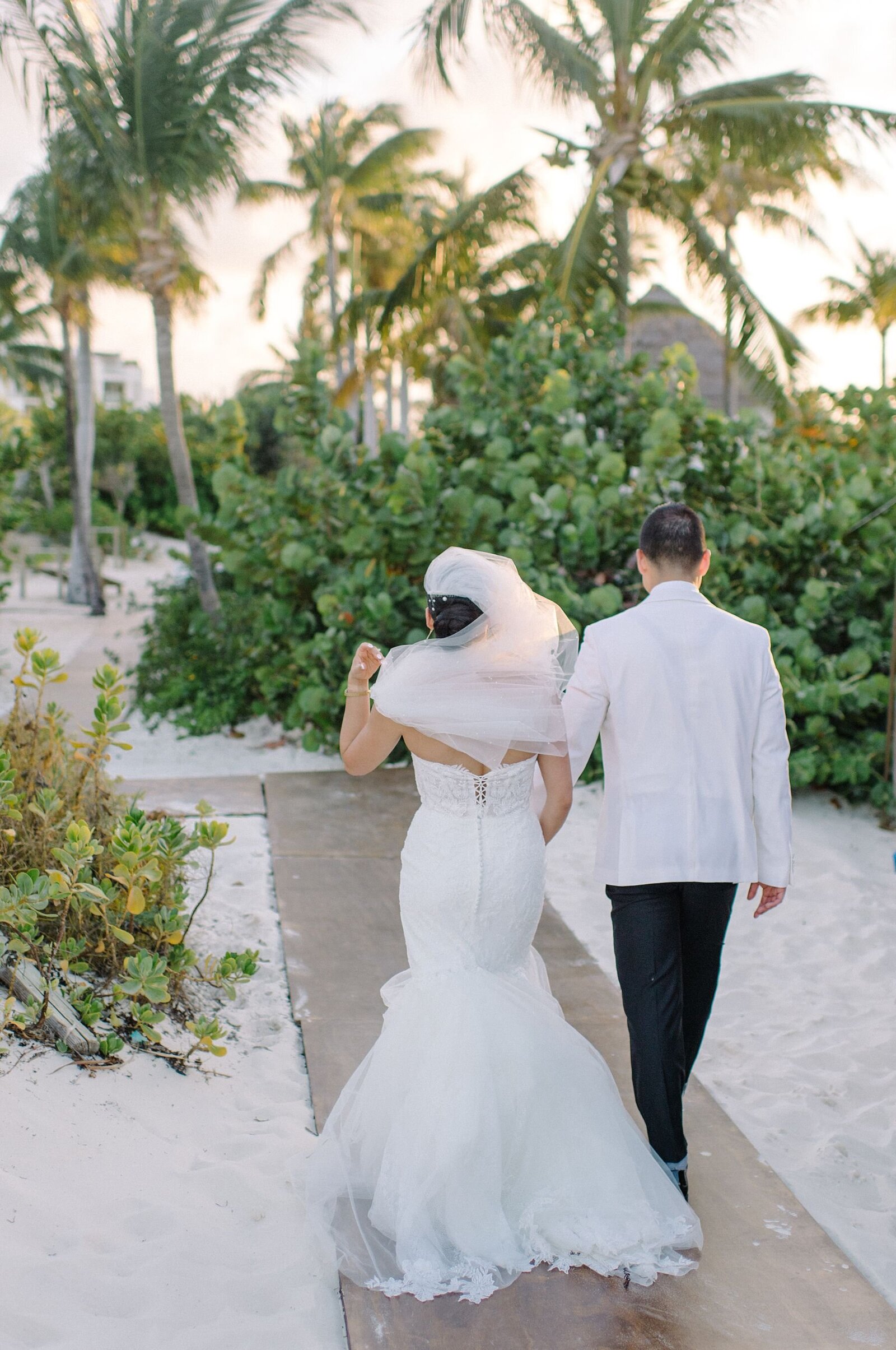 cancun-wedding-photographer-destination-wedding-finest-playa-mujeres_0043