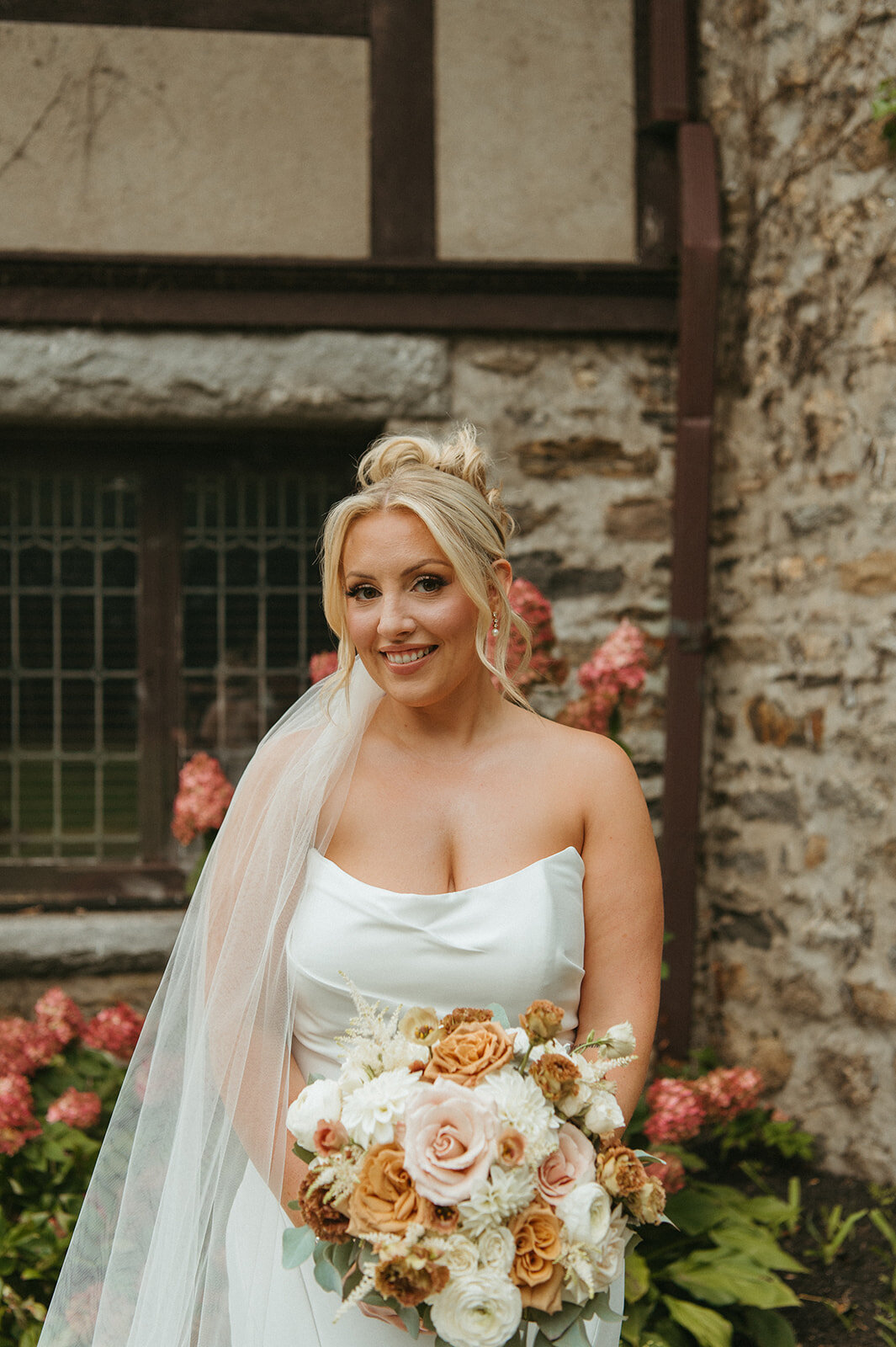 amberworks-floral-design-st-clements-castle-portland-ct-9