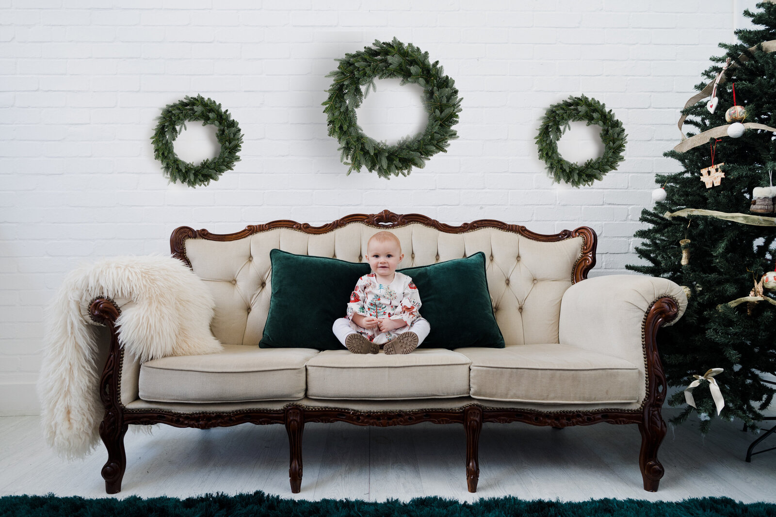 Christmas Mini Sessions in Plymouth Family Photo Shoot Liberty Pearl Photography 2022-2