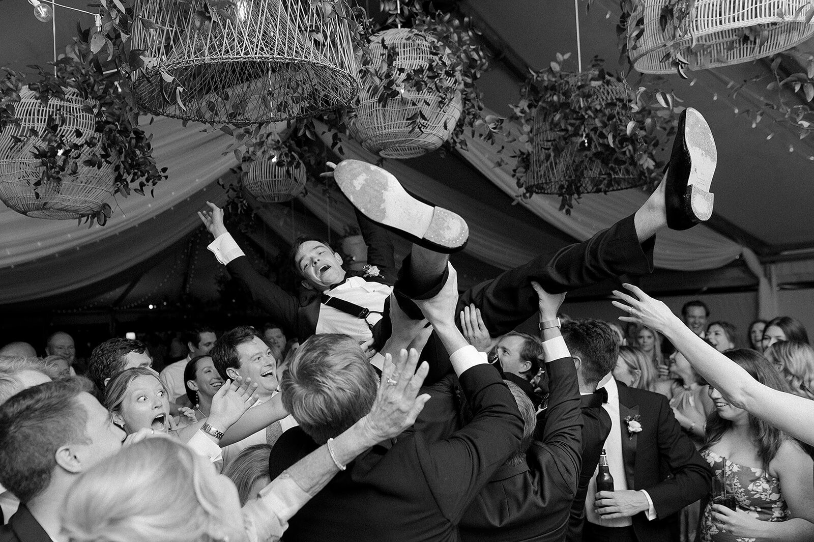 leila-james-events-newport-rhode-island-luxury-wedding-planner-castle-hill-wedding-coastal-wedding-photographer-stephanie-veglianteDance_Party-108 copy