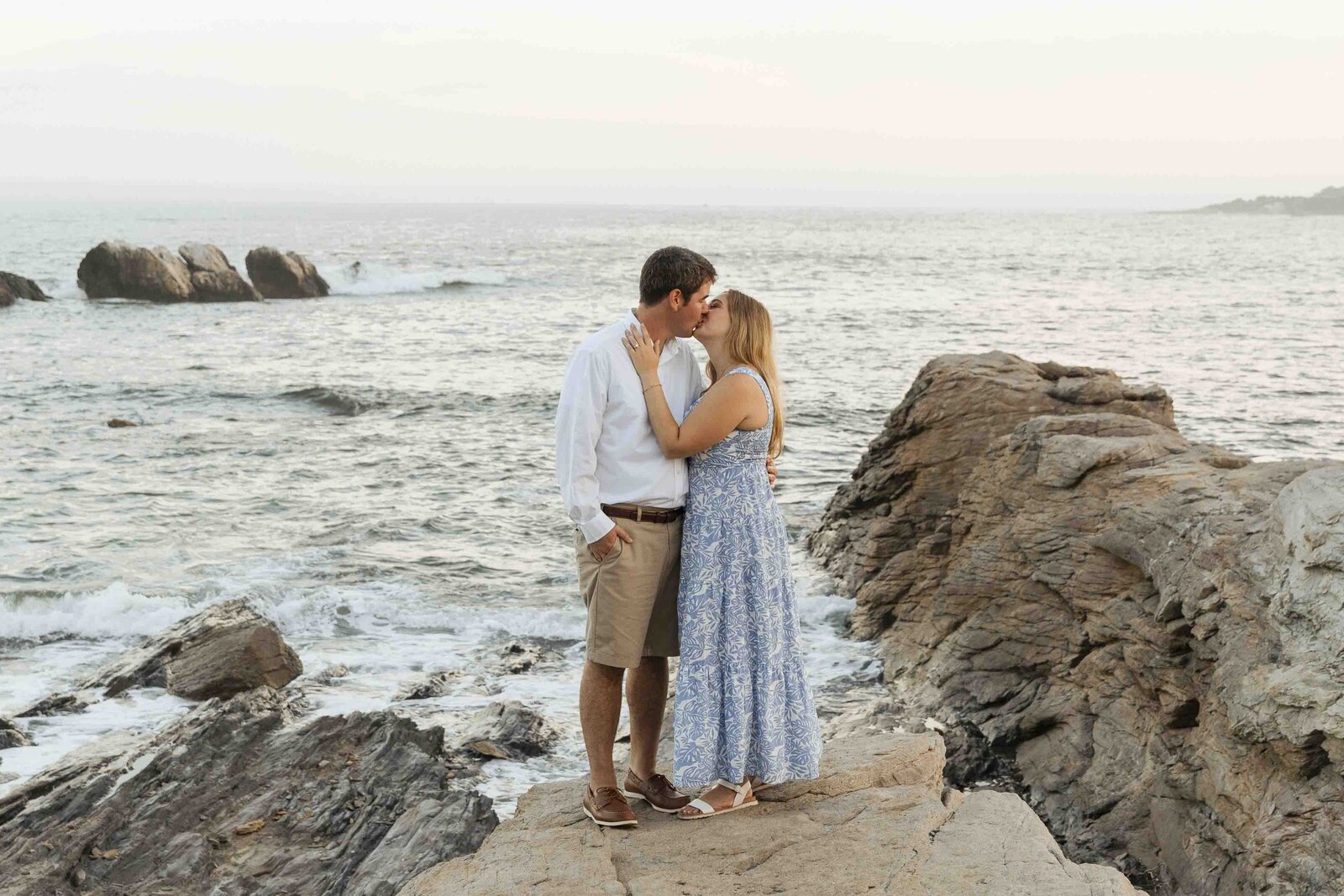 Jameston-Rhode-Island-Engagement-Session_Christina-Curt _28