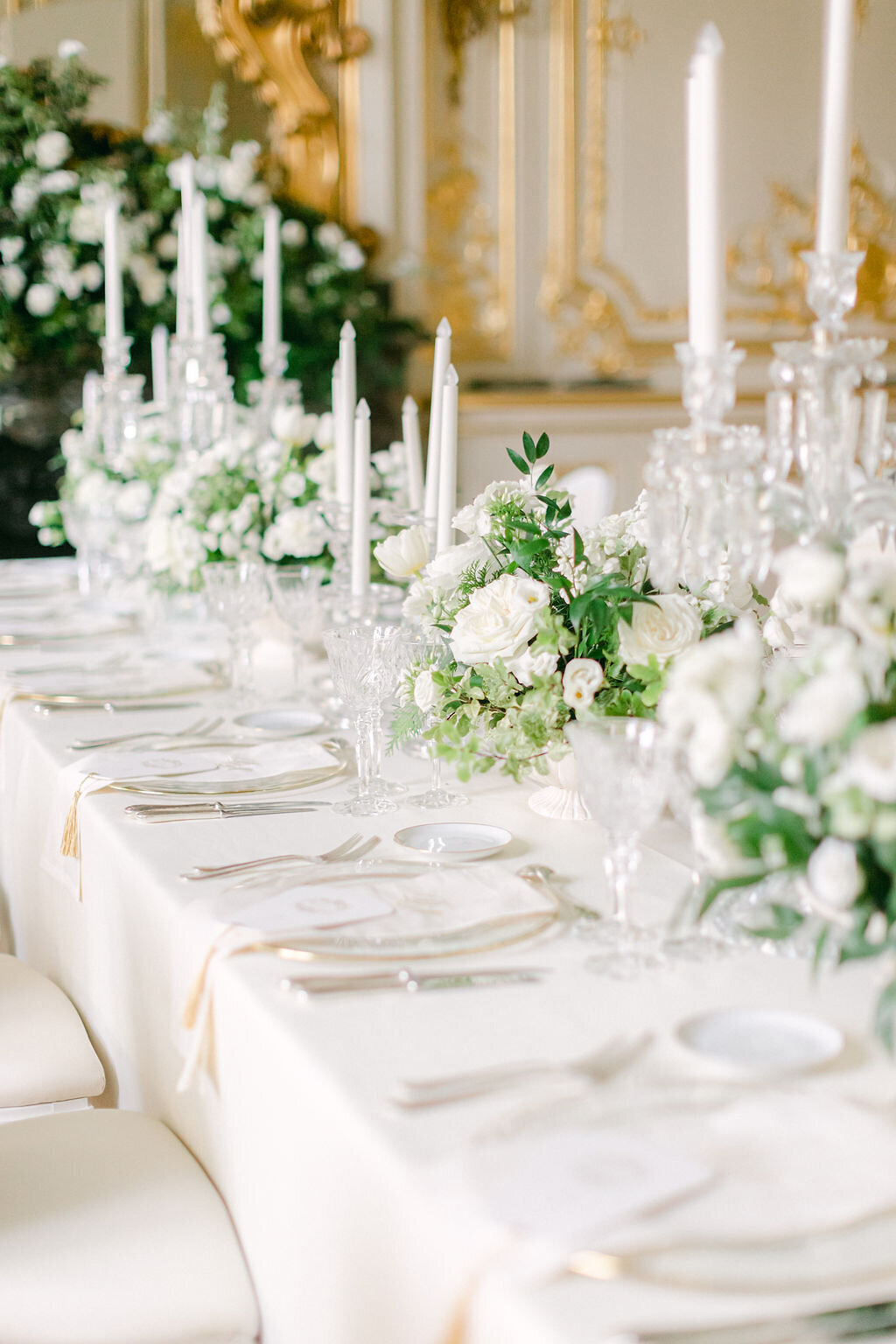 luxurious-wedding-floral-decoration-castle-style25