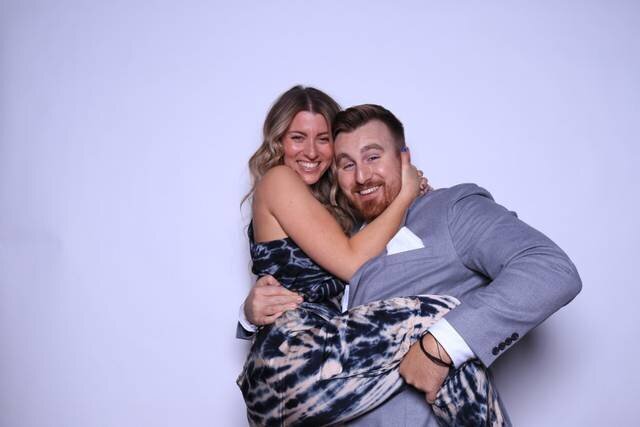 selfie-photo-booth-captured-moments