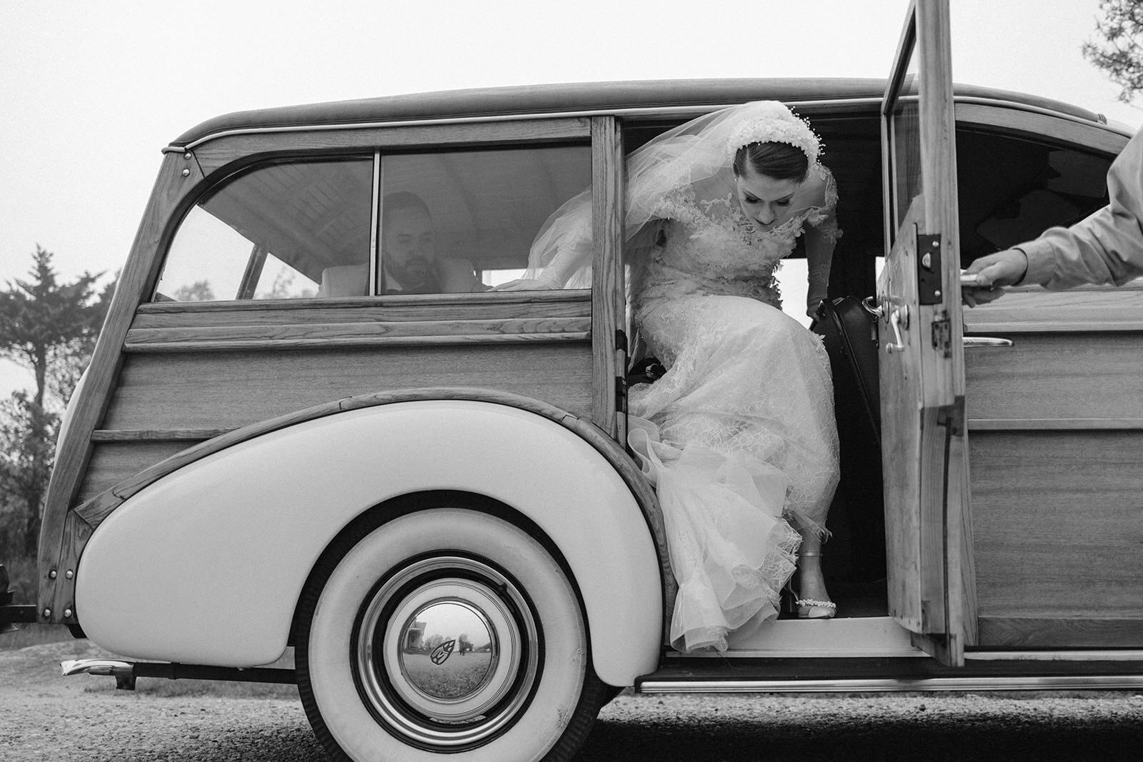 Steph & Chris- Martha_s Vineyard Wedding-May 28_ 2022- Larisa Stinga Photography-370