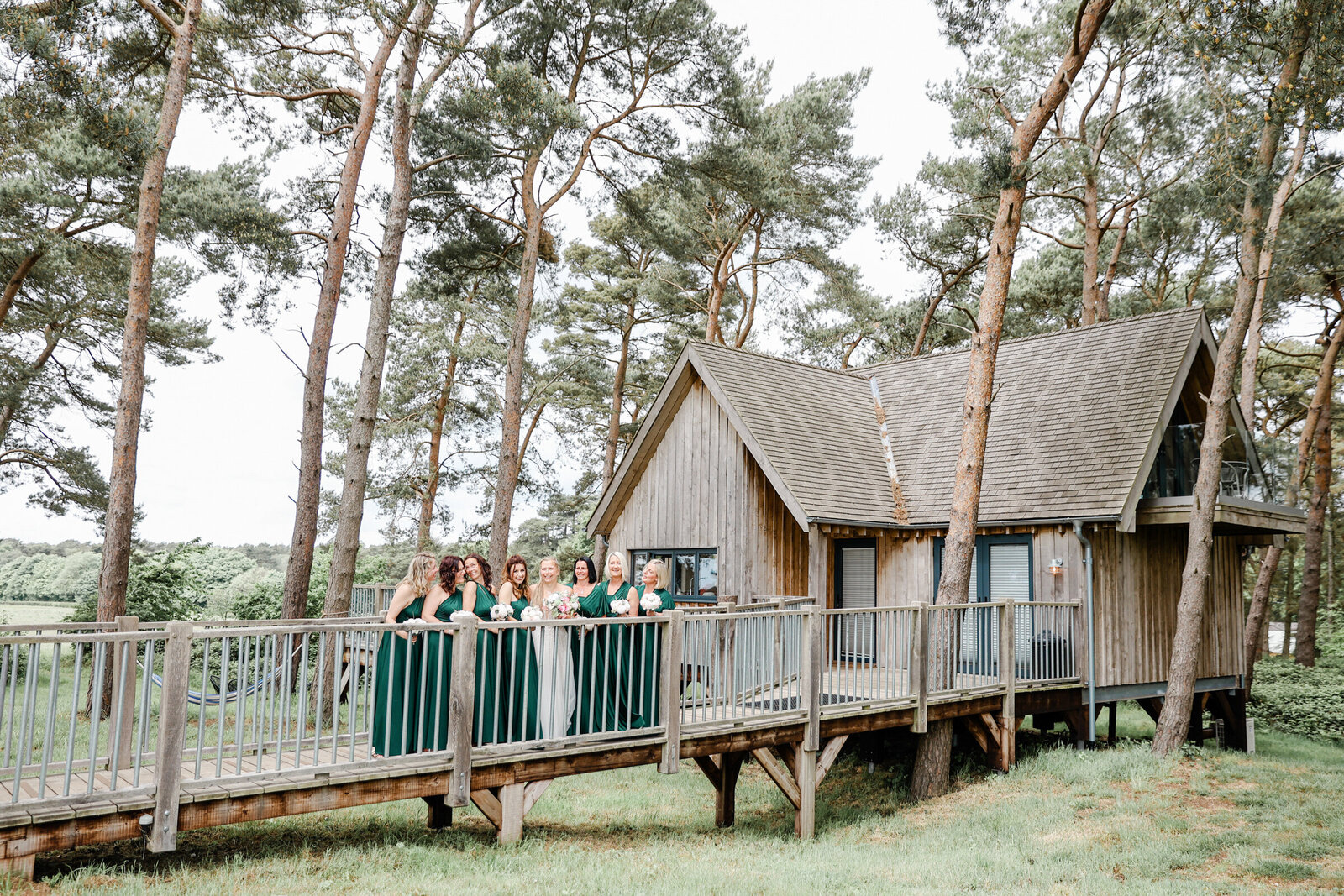 Happy-Valley-wedding-venue-bridal-party
