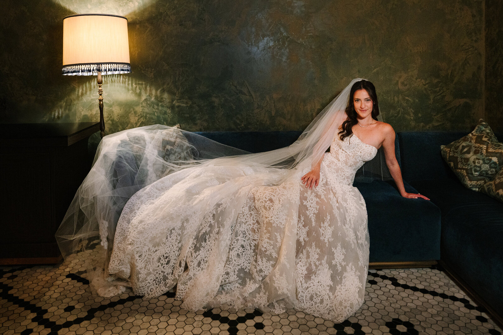 Beekman_Hotel_Wedding_Bride_Blue_Lounge