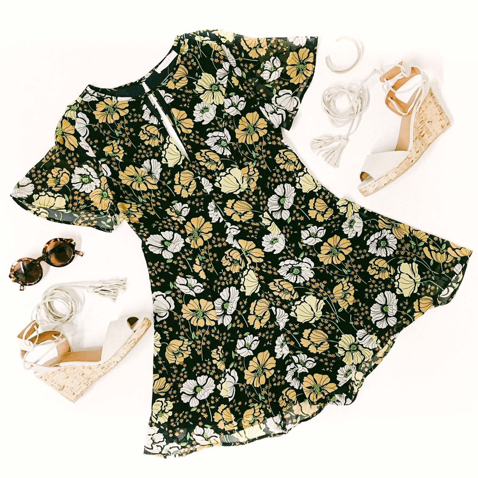 fashion photography flat lay photography boutique styling by Chelsea Loren