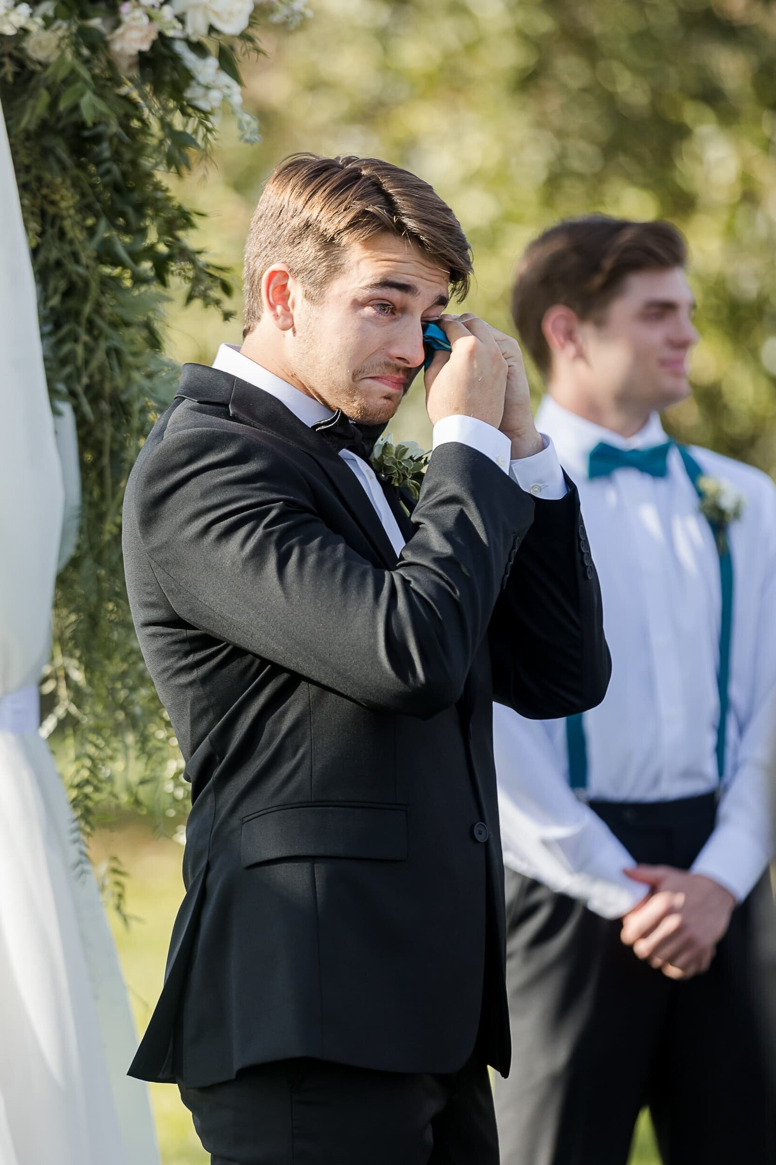 Phoenix-Wedding-Photographer-and-Videographer-Venue-at-the-Grove-WoodWed-1495