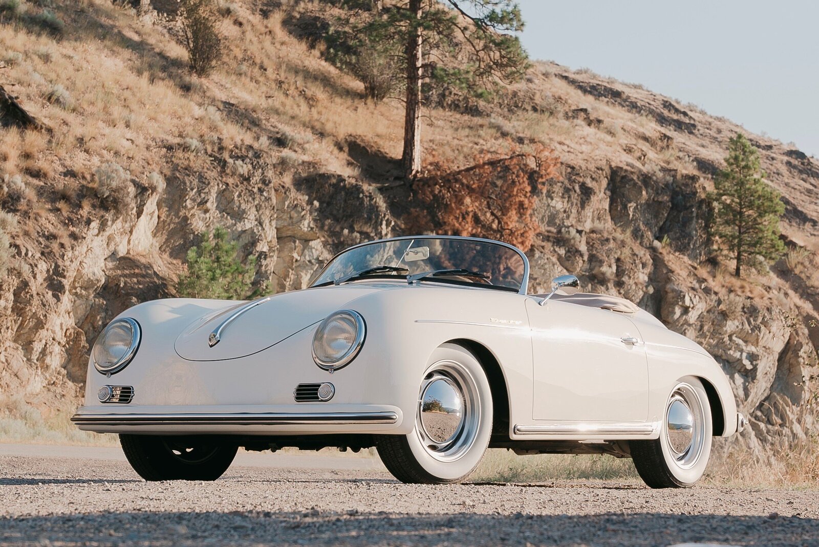 Classic Wedding Car for Hire in Vancouver | Vintage Porsche