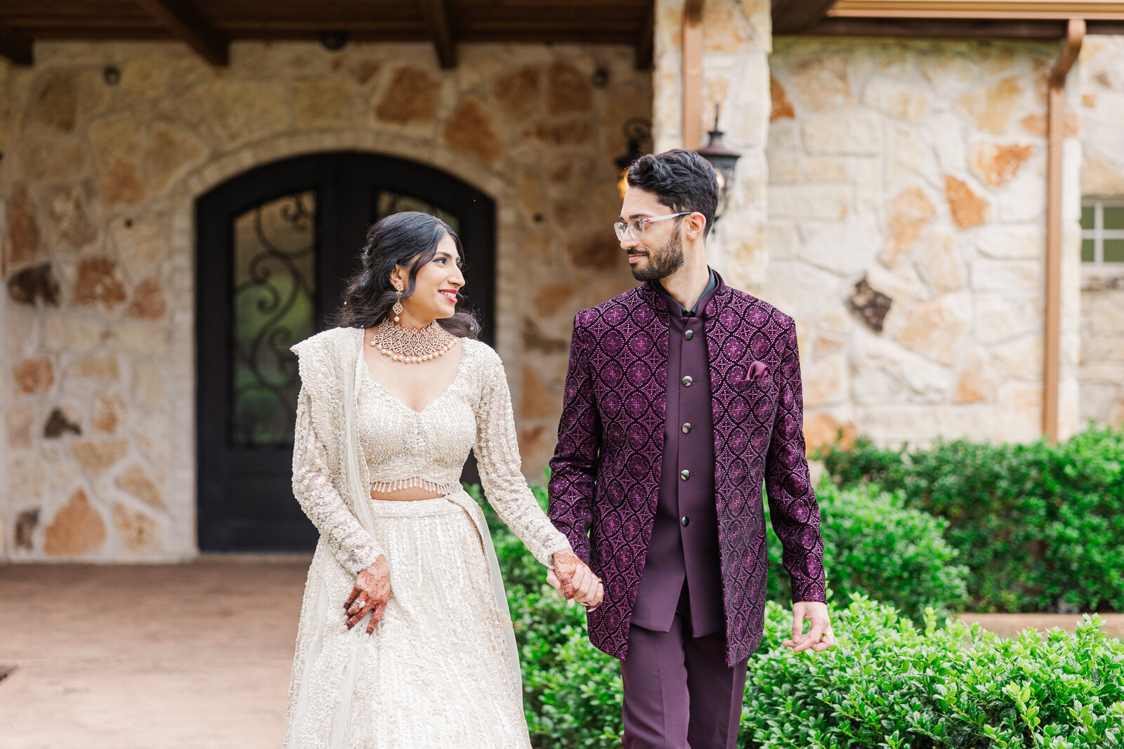 Bride-and-groom-pre-reception