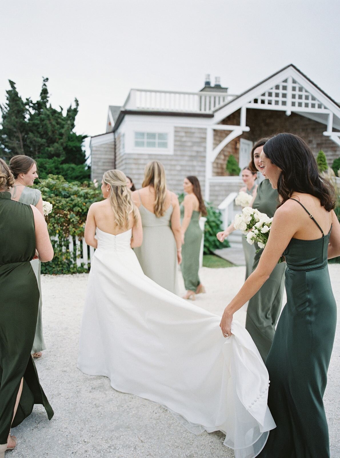 leila-james-events-newport-rhode-island-luxury-wedding-planner-castle-hill-inn-venue-emily-march-payne-wedding-photographer-VaughanWedding_0281 copy 2