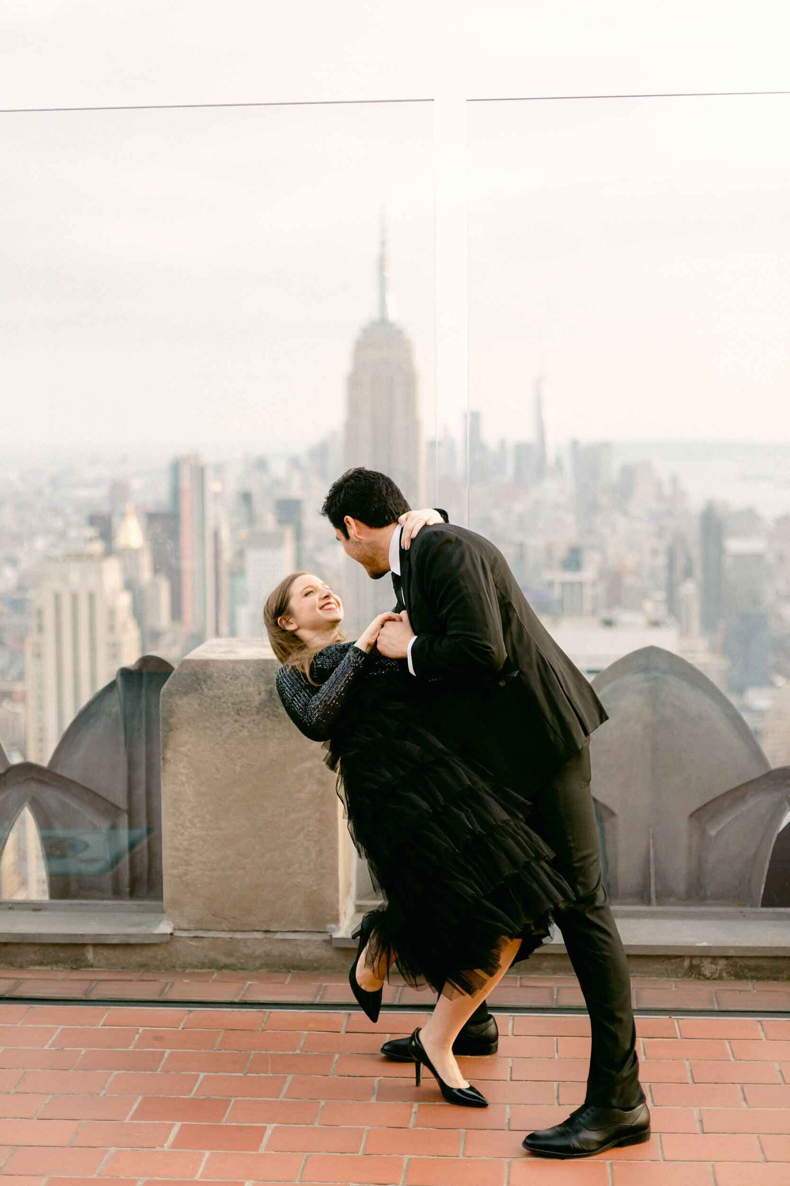 couple-top-of-the-rock-engagement-photos
