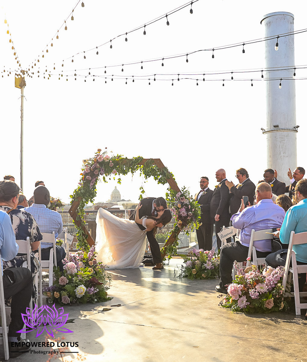 Bride Groom First Kiss-1