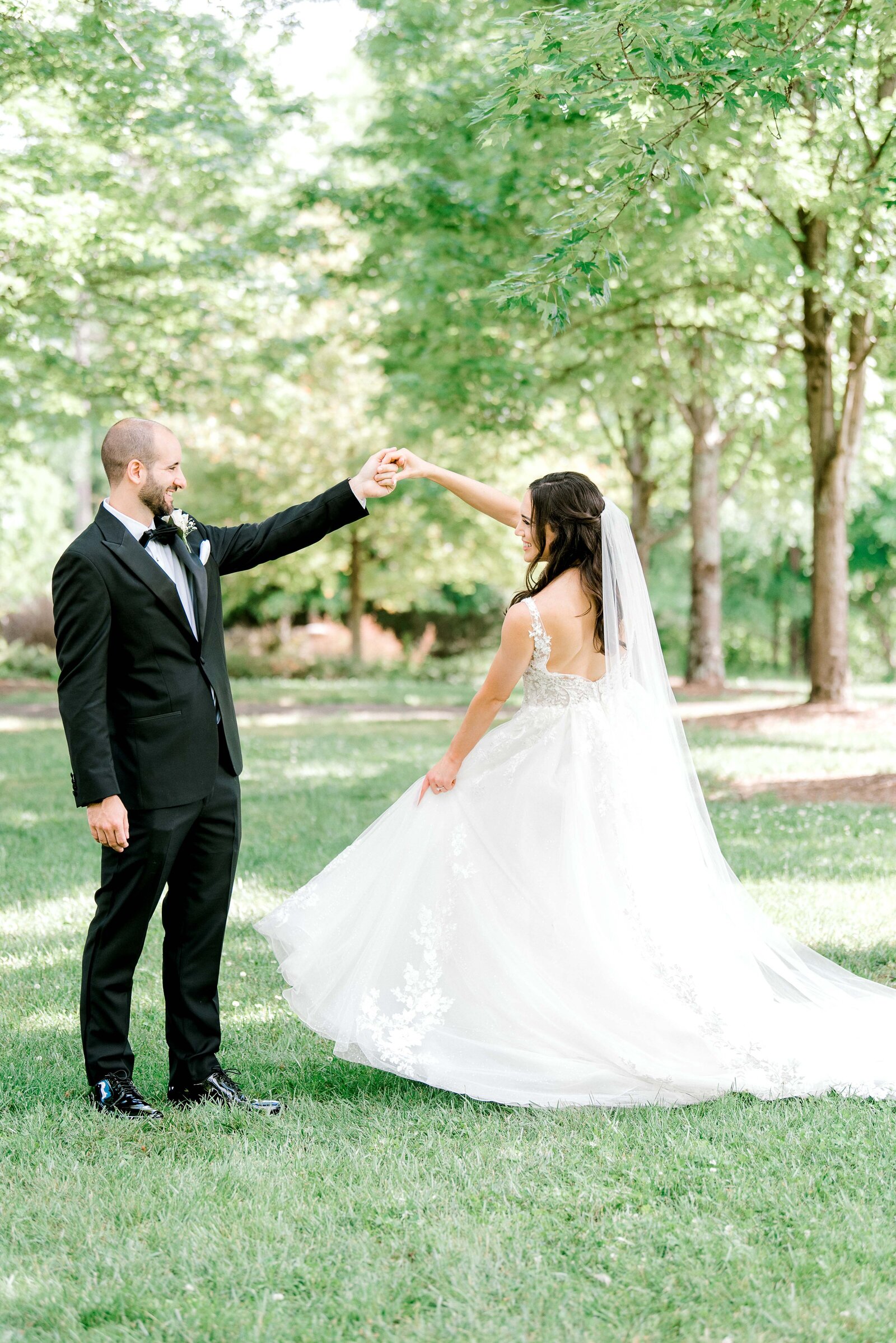 Charlotte-Wedding-Photographer-North-Carolina-Bright-and-Airy-Alyssa-Frost-Photography-Daniel-Stowe-Botanical-Gardens-7