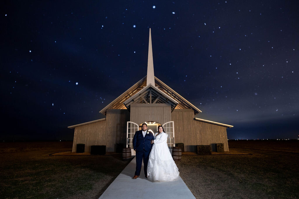 BrianneGilbertWeddingNBTX-LomonicoPhotography-1