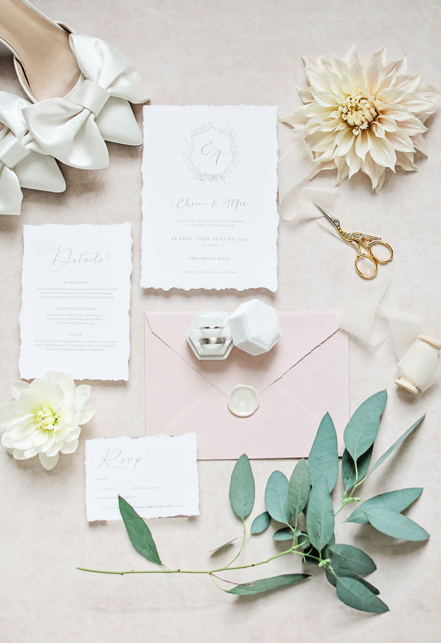 bridal-flatlay
