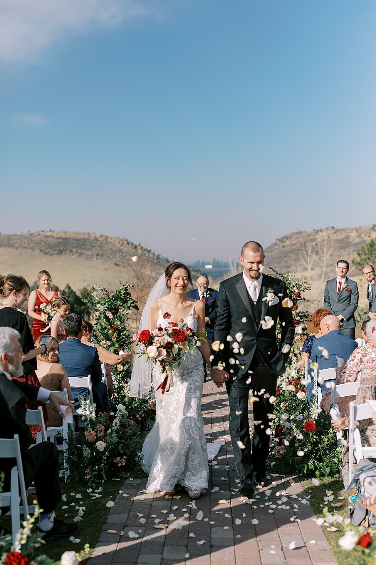 high end luxury wedding photography real wedding bride and groom colorado photographer near denver rocky mountain photographers light and airy style colorado based wedding portraits in the mountains at the Manor House_2776