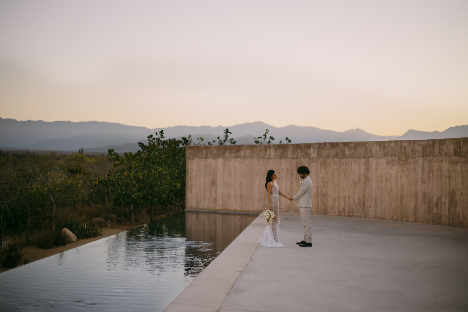 A luxury sunrise elopement in Todos Santos, Mexico at Paradero.