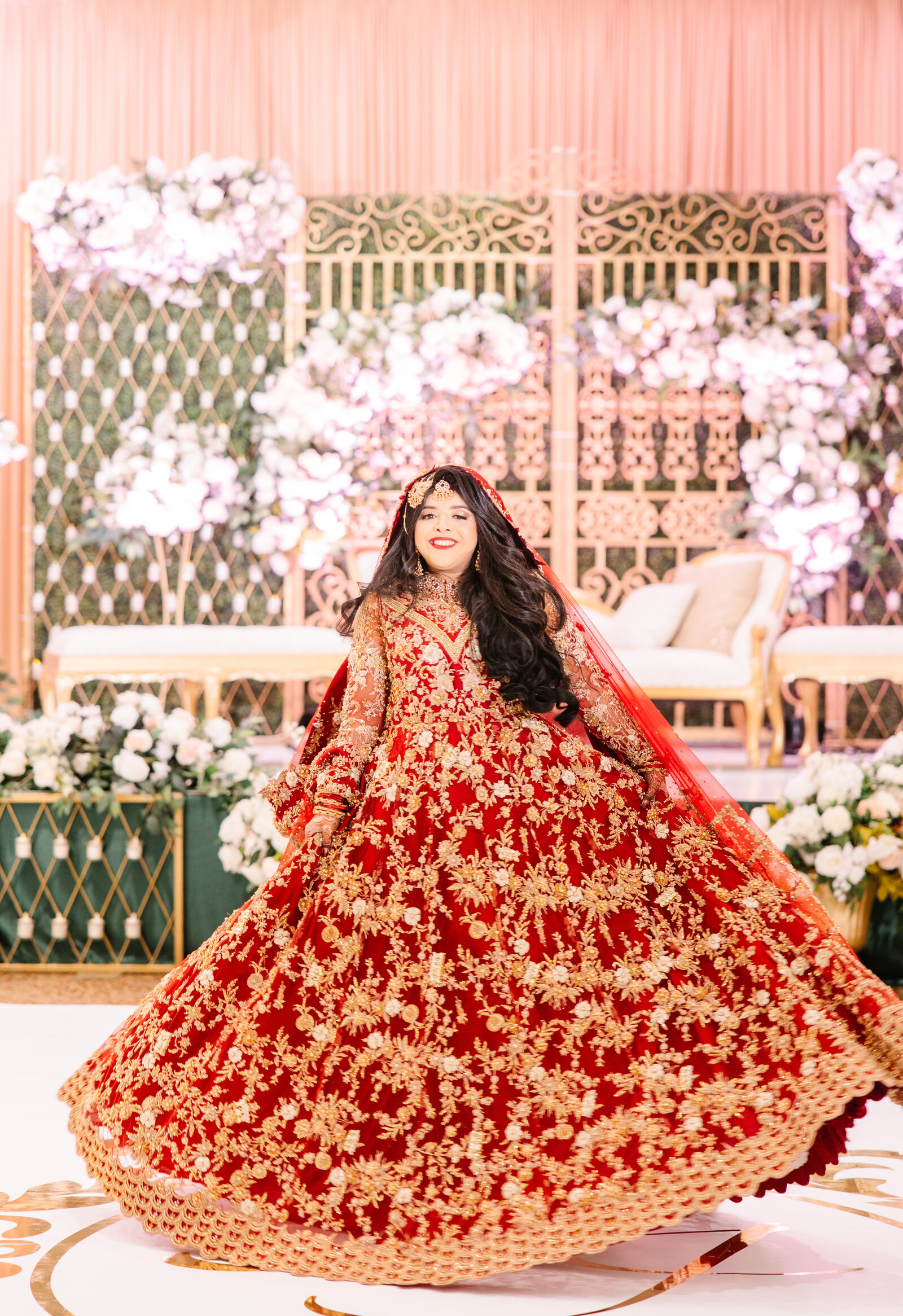 Bride-in-wedding-dress-photography