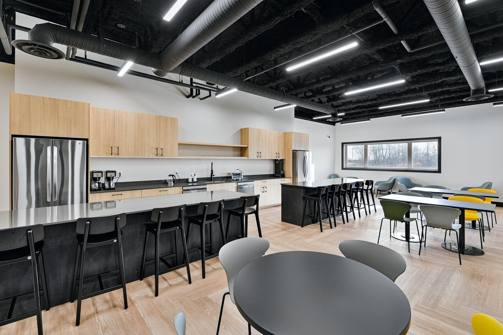 Yakta Building 22