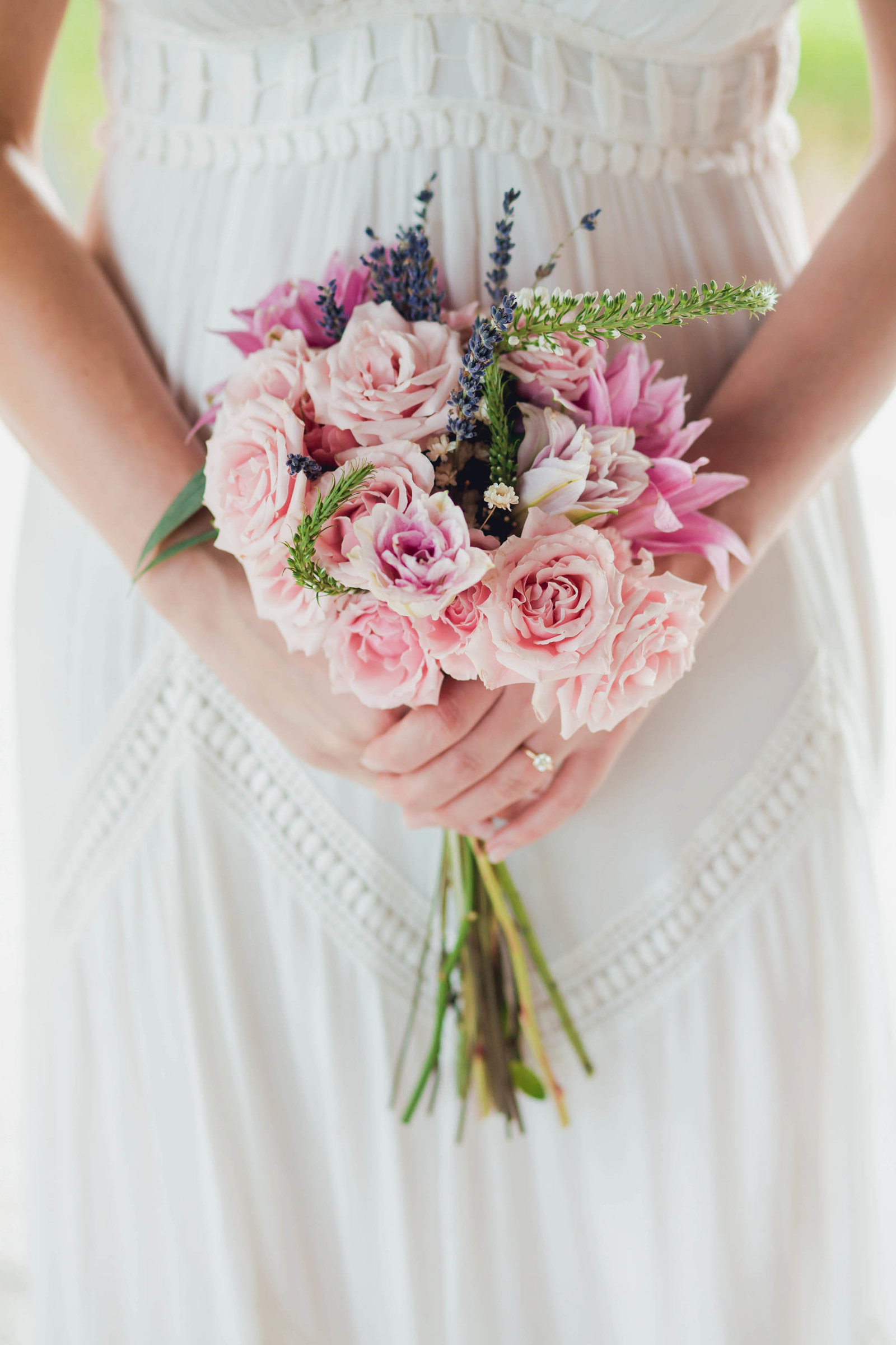 bouquet-bridal-spring-lookbook-pepper-plantation-black-white-blush-makeup-kate-timbers-photography107