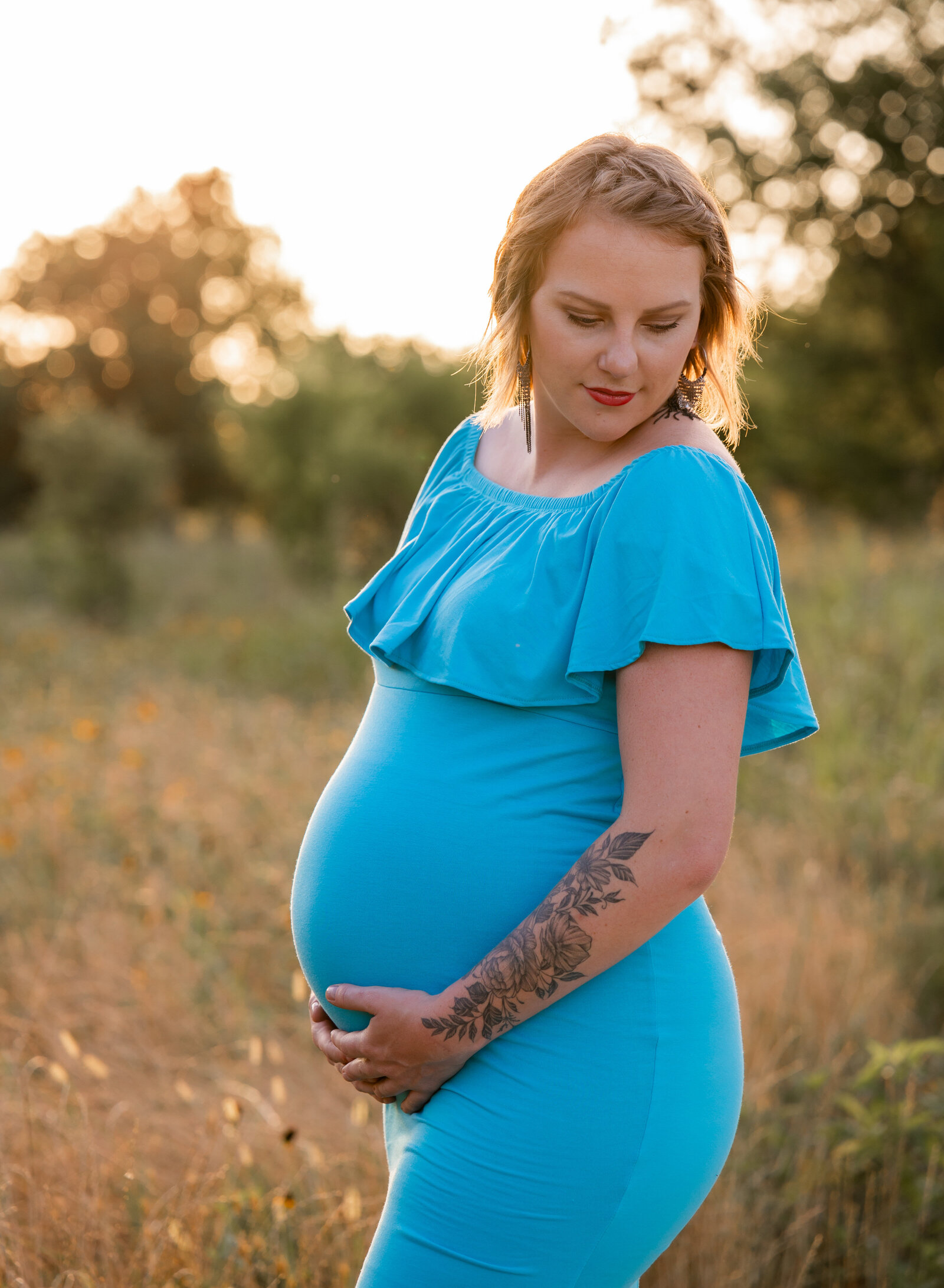 maternity golden light