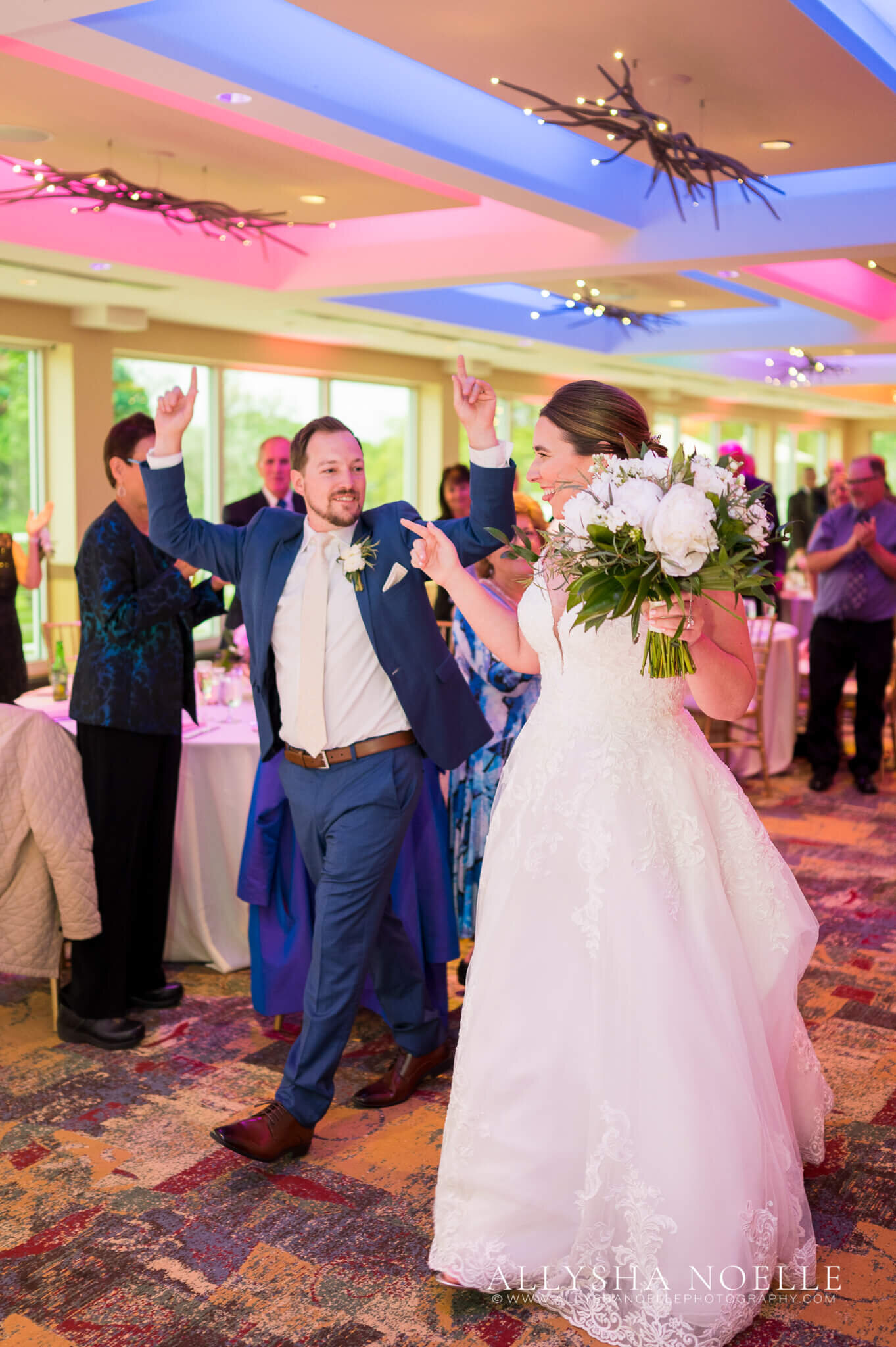 Wedding-at-River-Club-of-Mequon-711