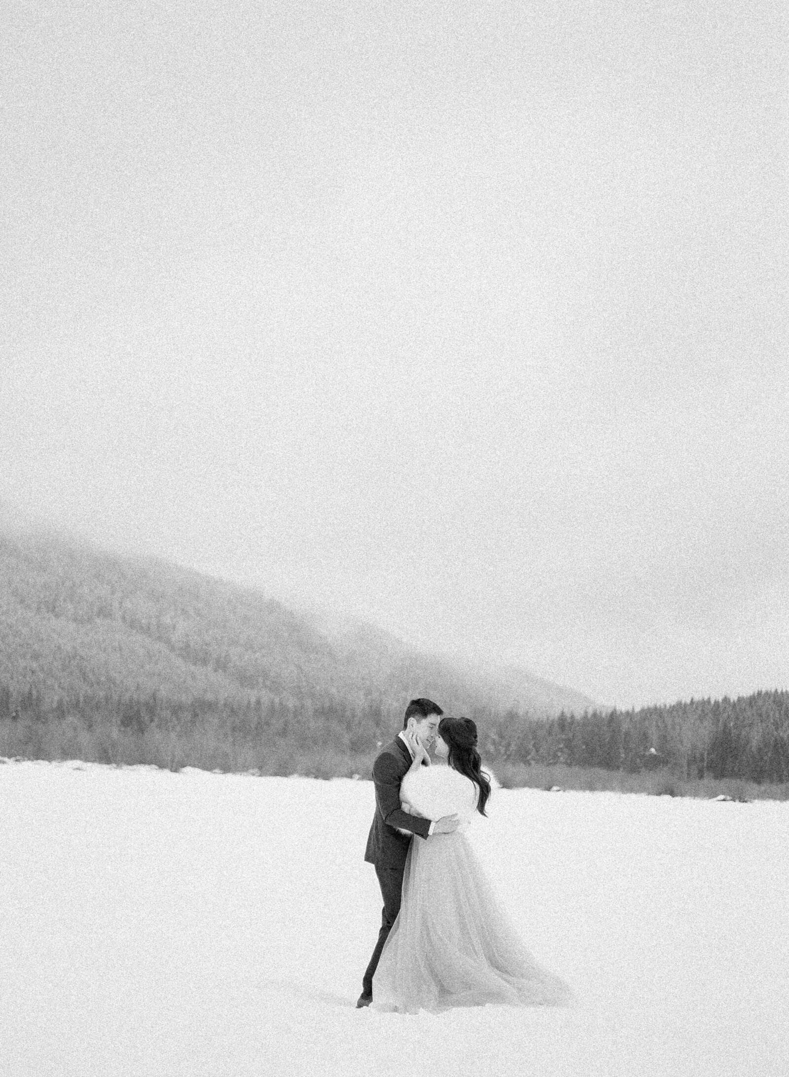 Annie and James Winter Session at Snoqualmie Pass - Kerry Jeanne Photography (153 of 178)