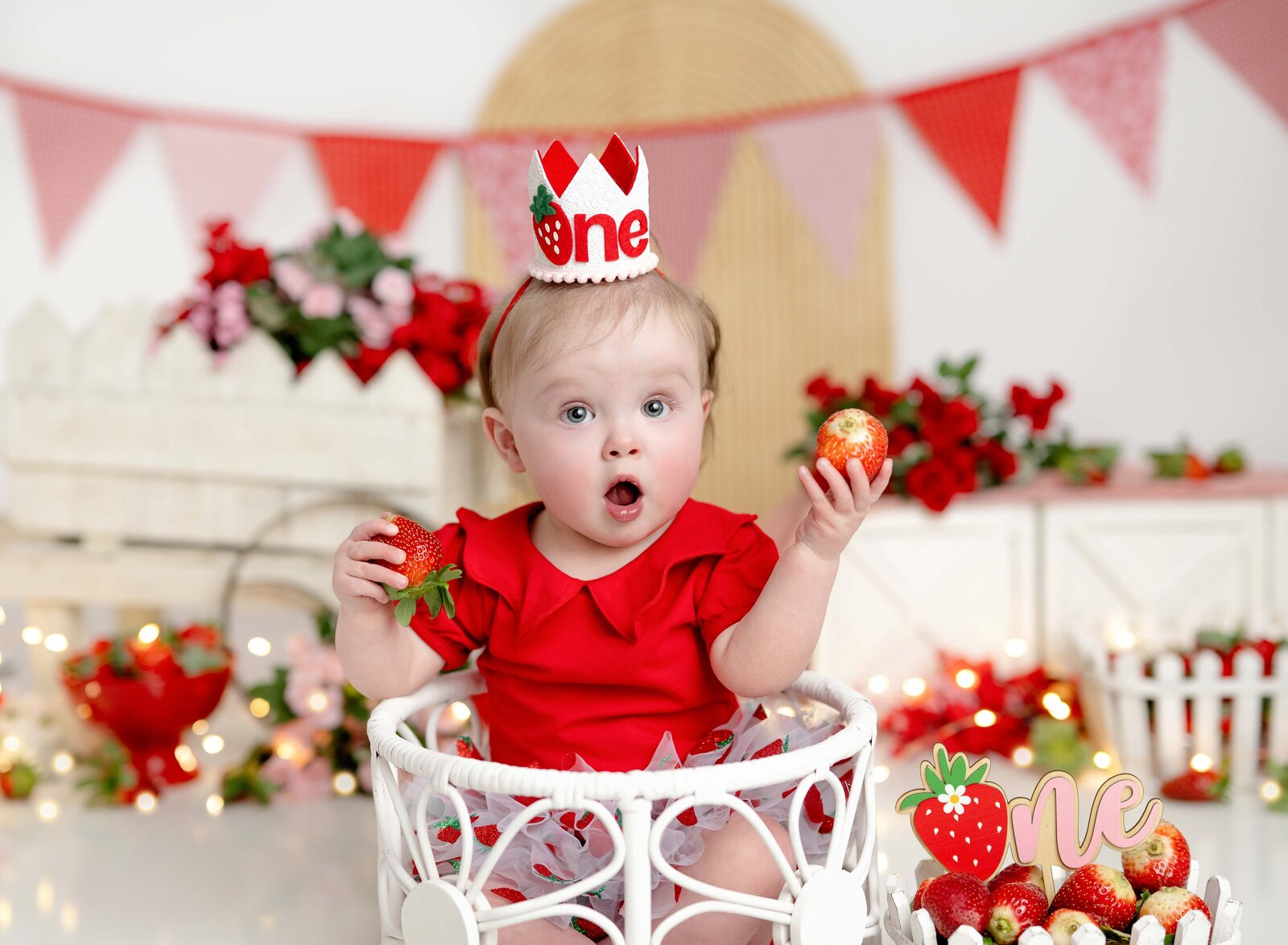 Canton-Cake-Smash-Photograper