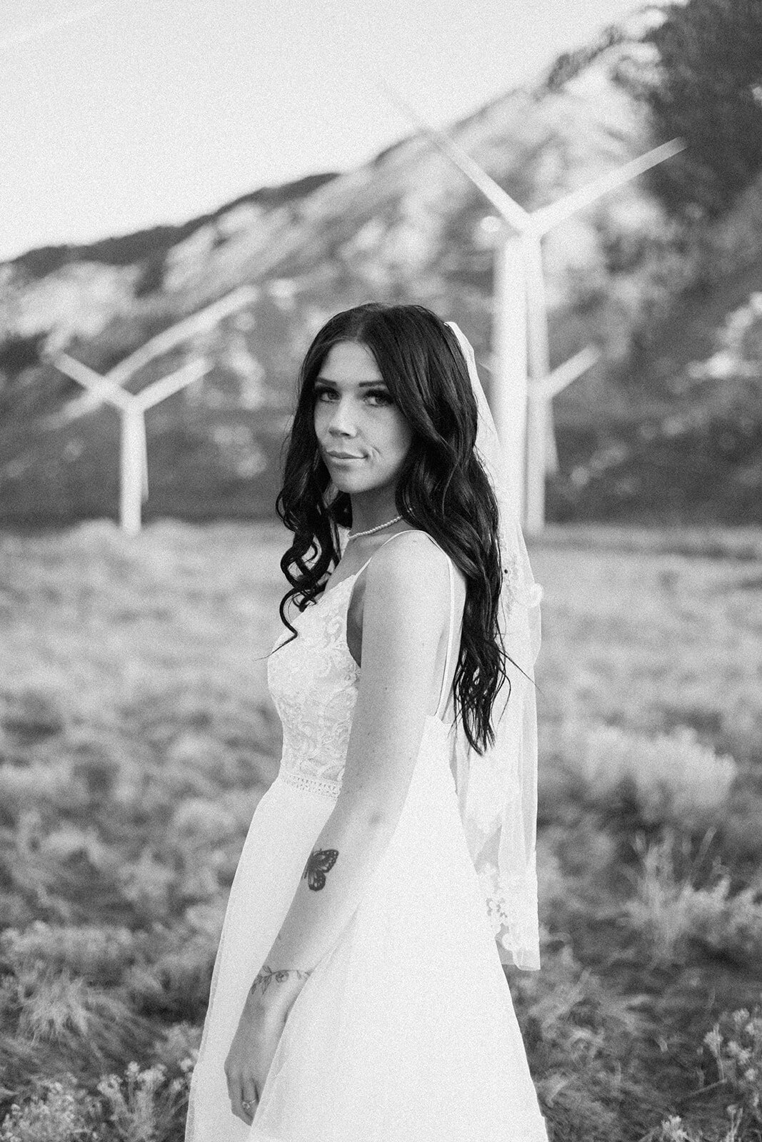 how to choose a wedding photographer