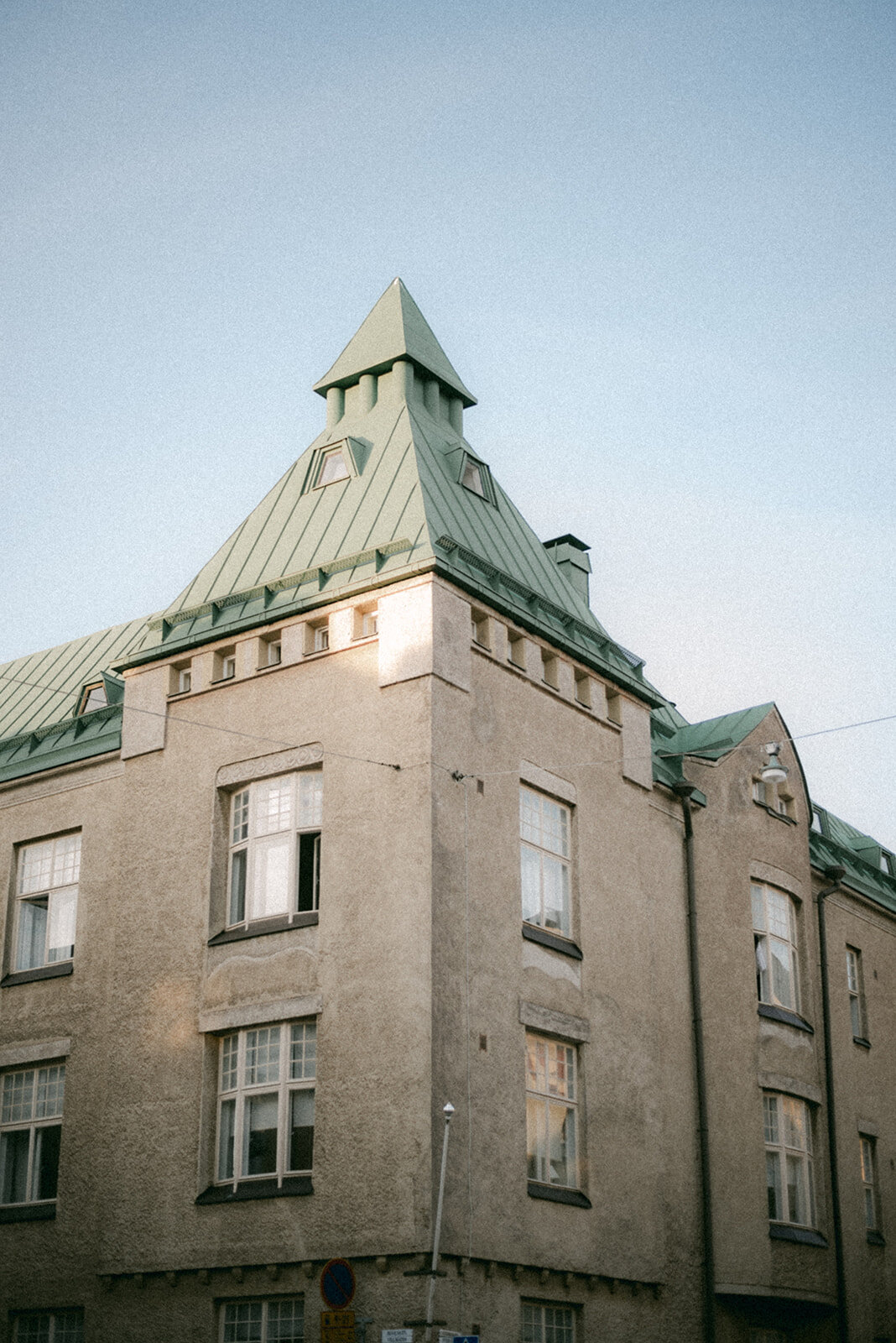 A photograph of art nouveau buildings in Helsinki by photographer Hannika Gabrielsson