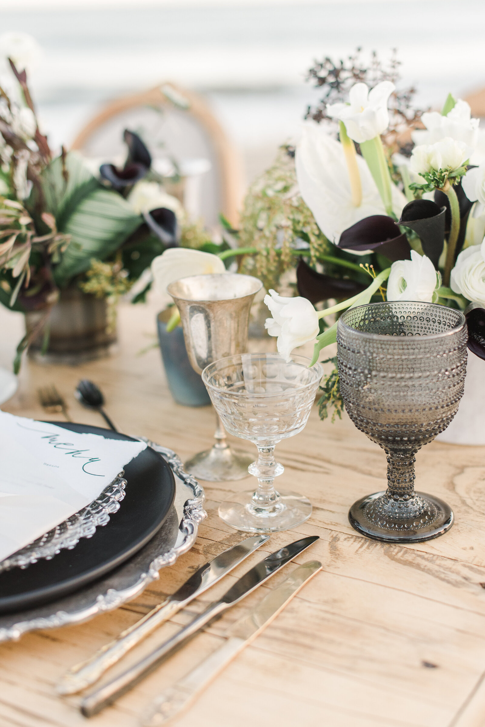 Precious-and-blooming-floral-design-kellye-clifford-Destination I do -Editorial-42