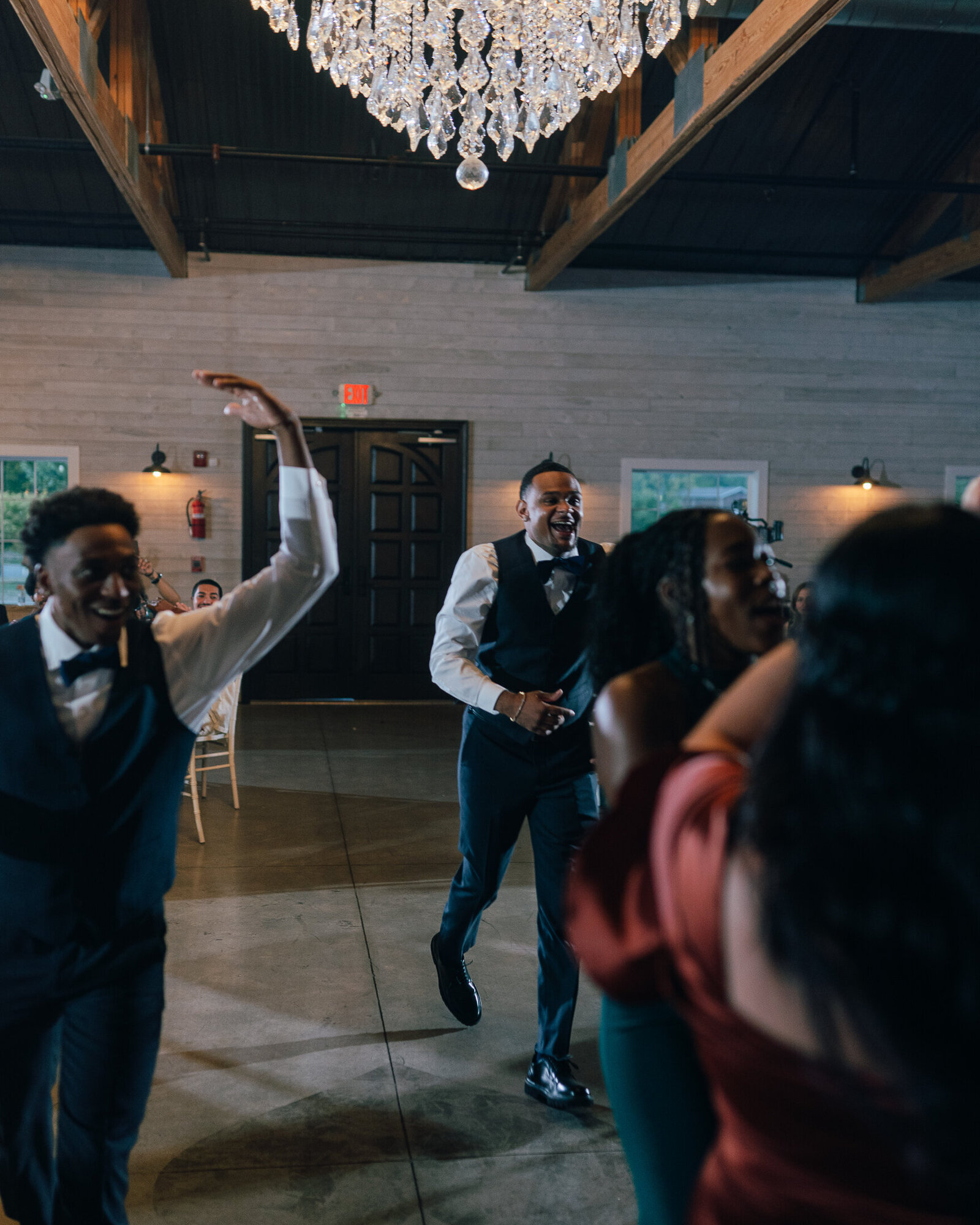 Saenz The Farmhouse KC Event Venue Wedding319