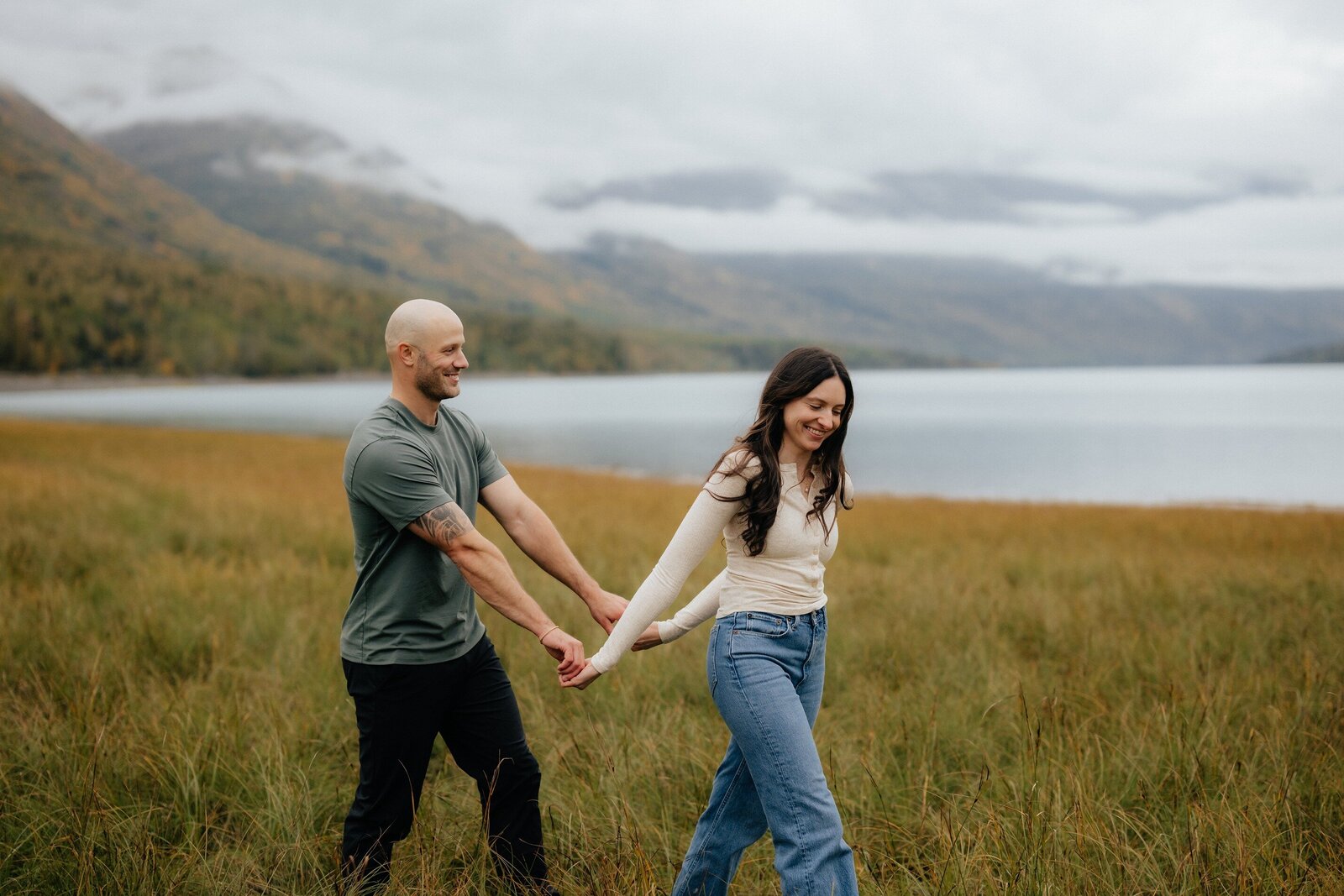 Brianna+Matt_Eklutna-Lake-Engagement_EmeliaKPhotography-12