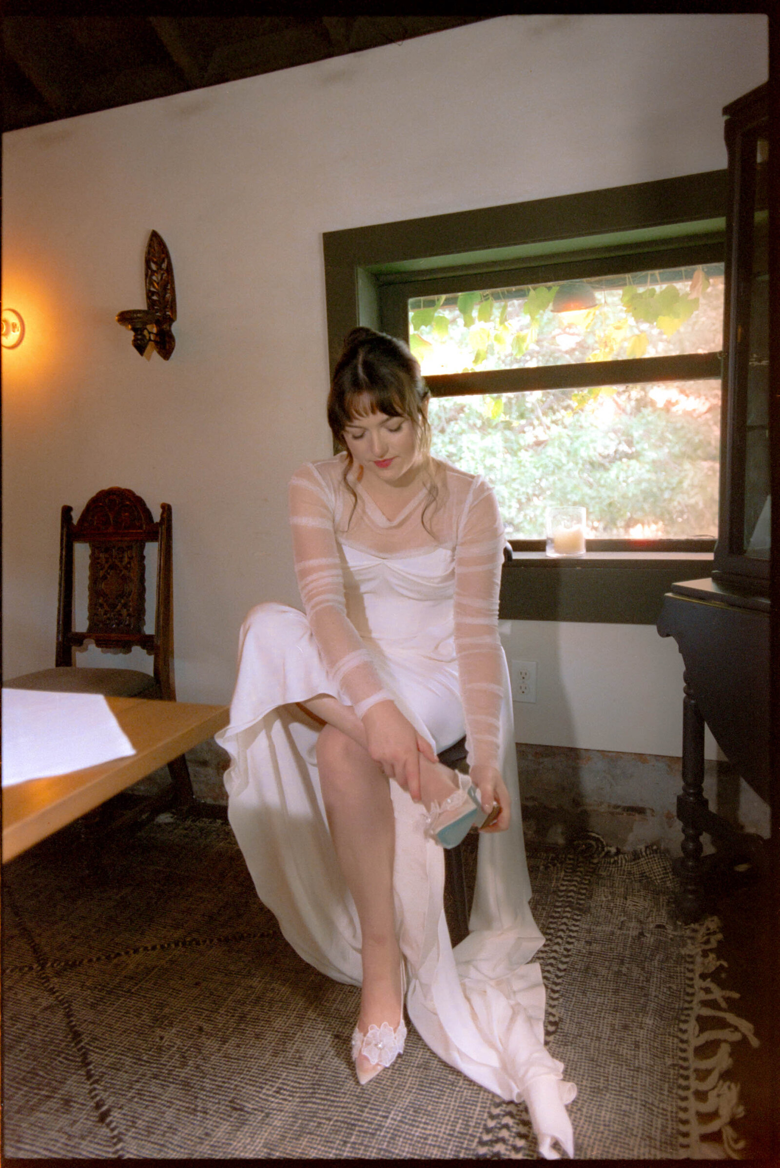 Jess-Buckley-Photo-FILM-Wedding-Seattle-Restaurant-5