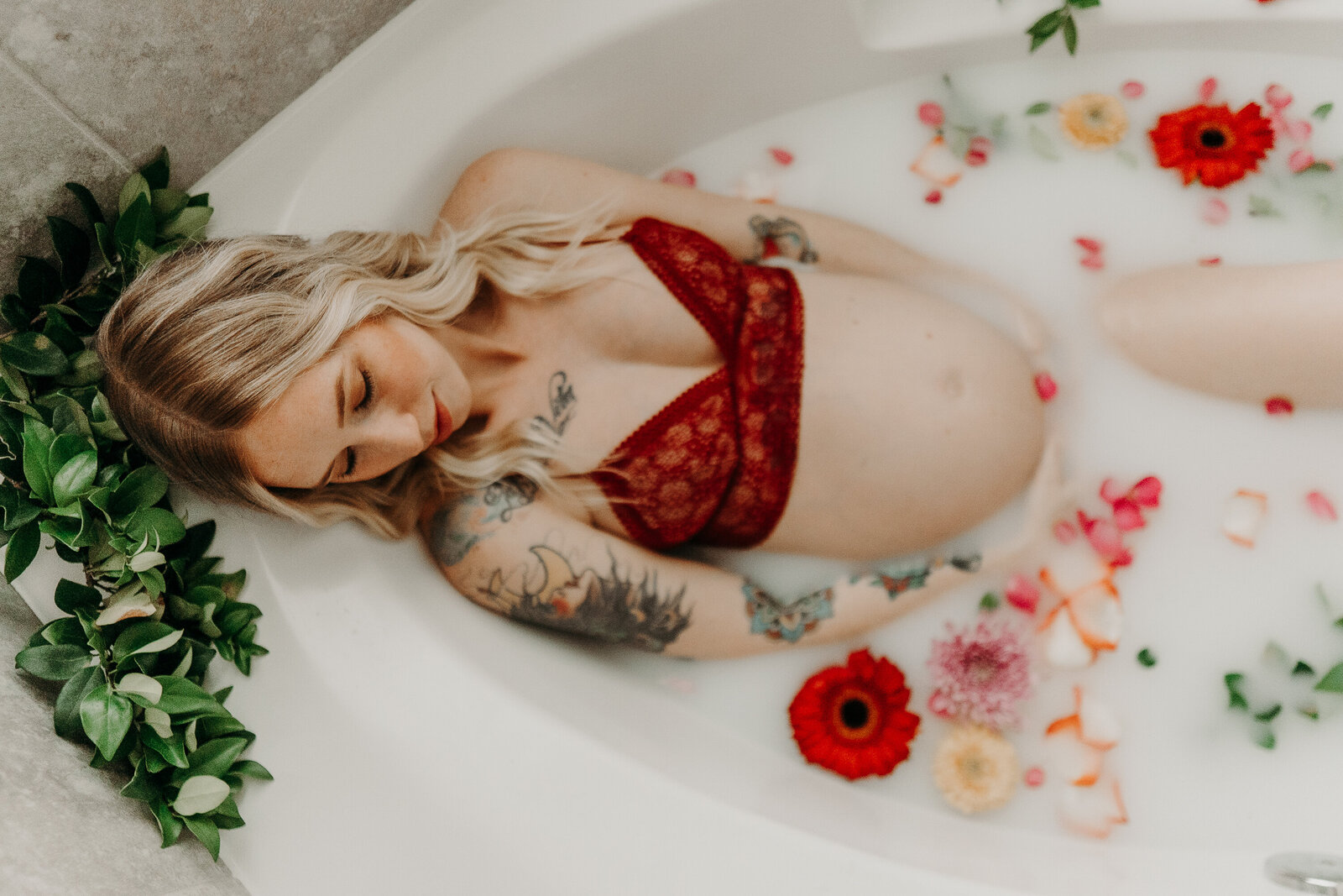 Kelly_Maternity_Milk Bath and Woods-0019