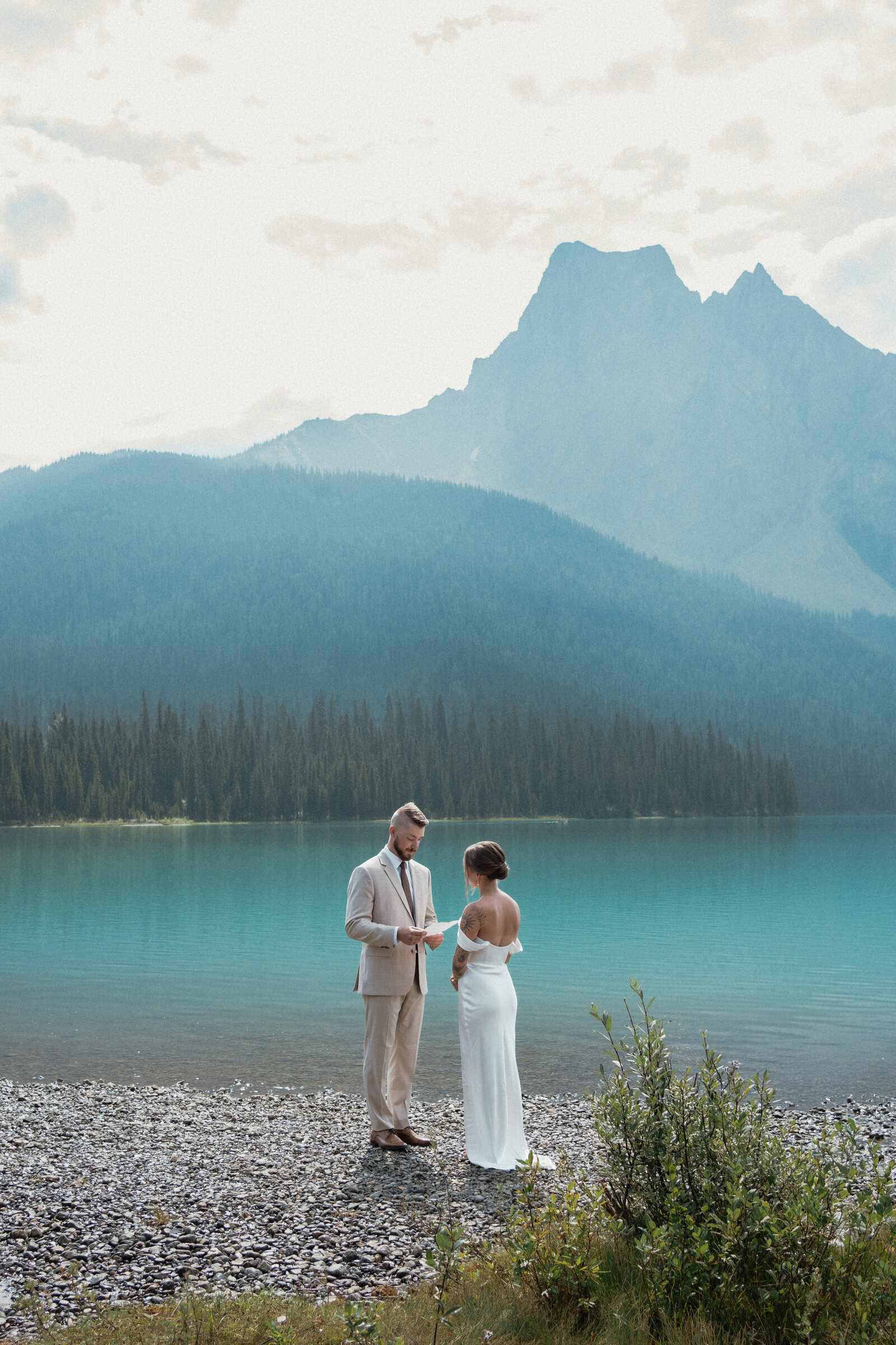 Emerald-Lake-BC-Elopement-Yoho-National-Park-1