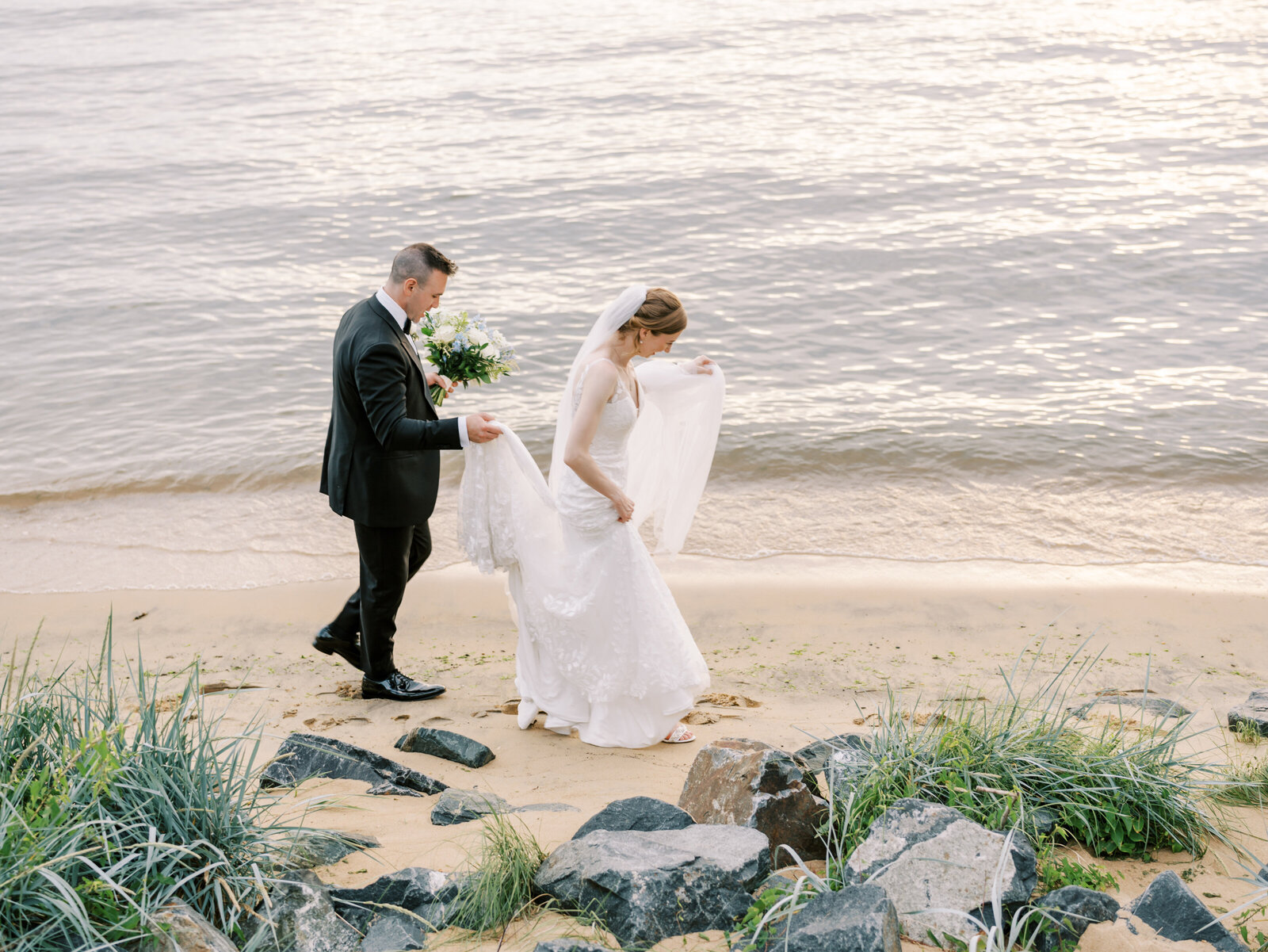 Shannon and Nick Sneak 18