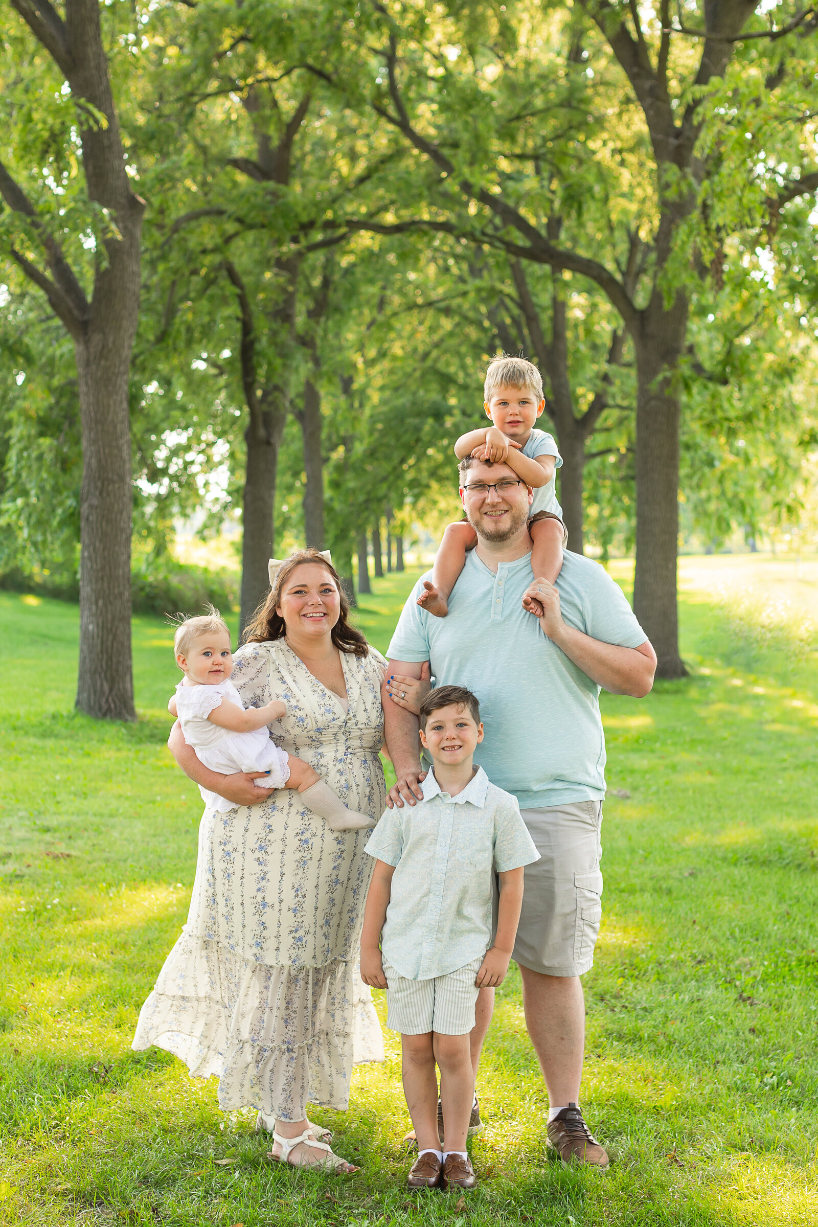 BrownExtFamilyJuly2024DHP-8817