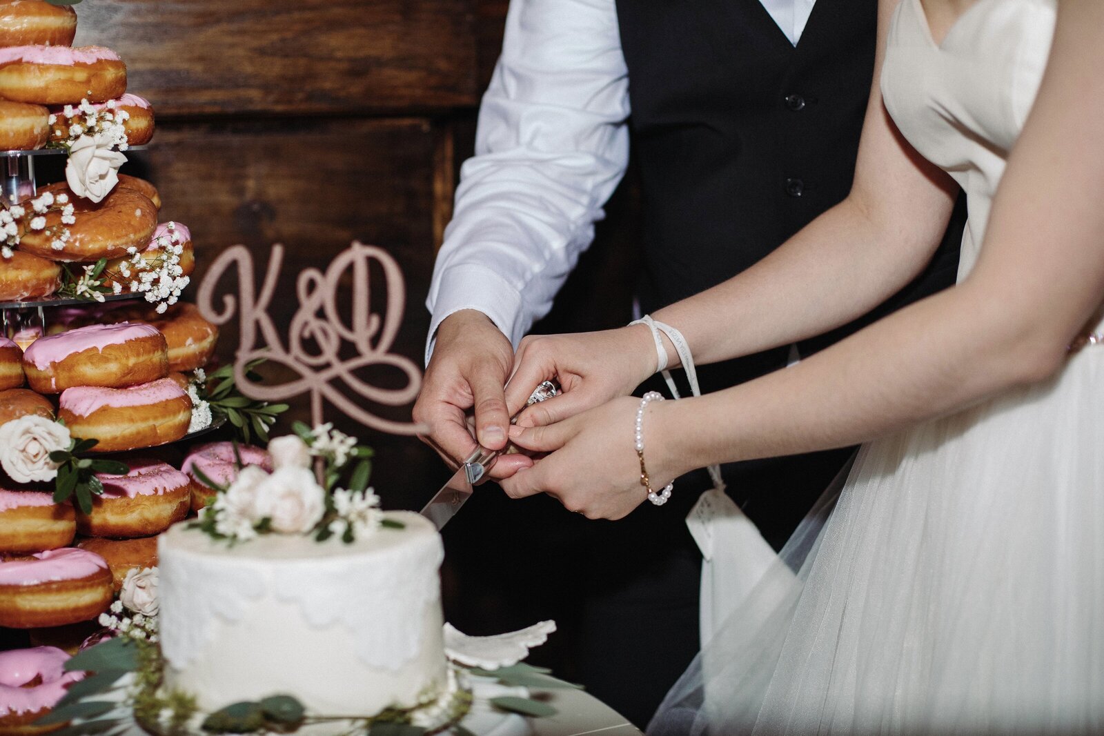 PNW Wedding & Elopement Photographer