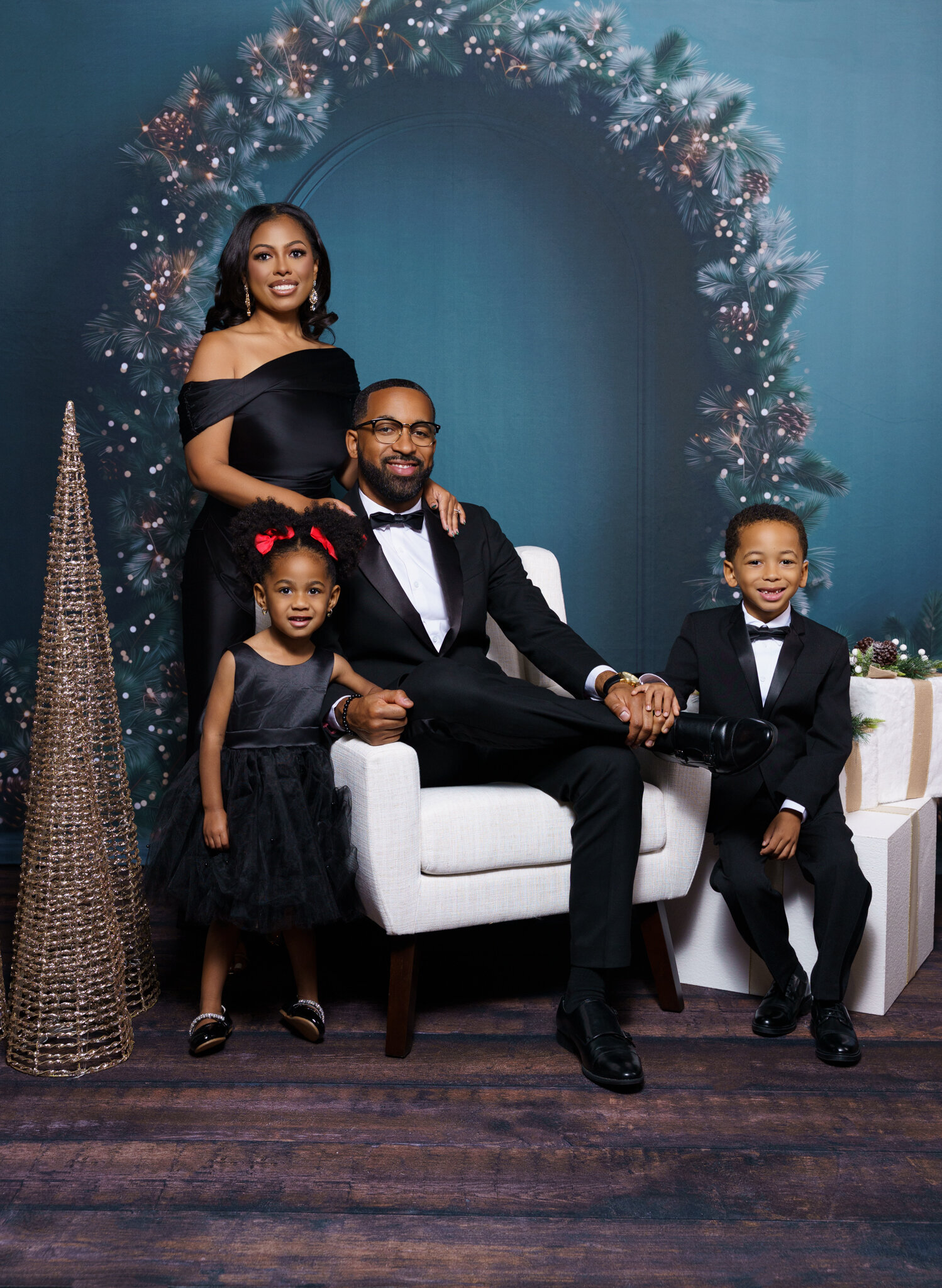 Everett Holiday Mini Session_20251206_24-Edit