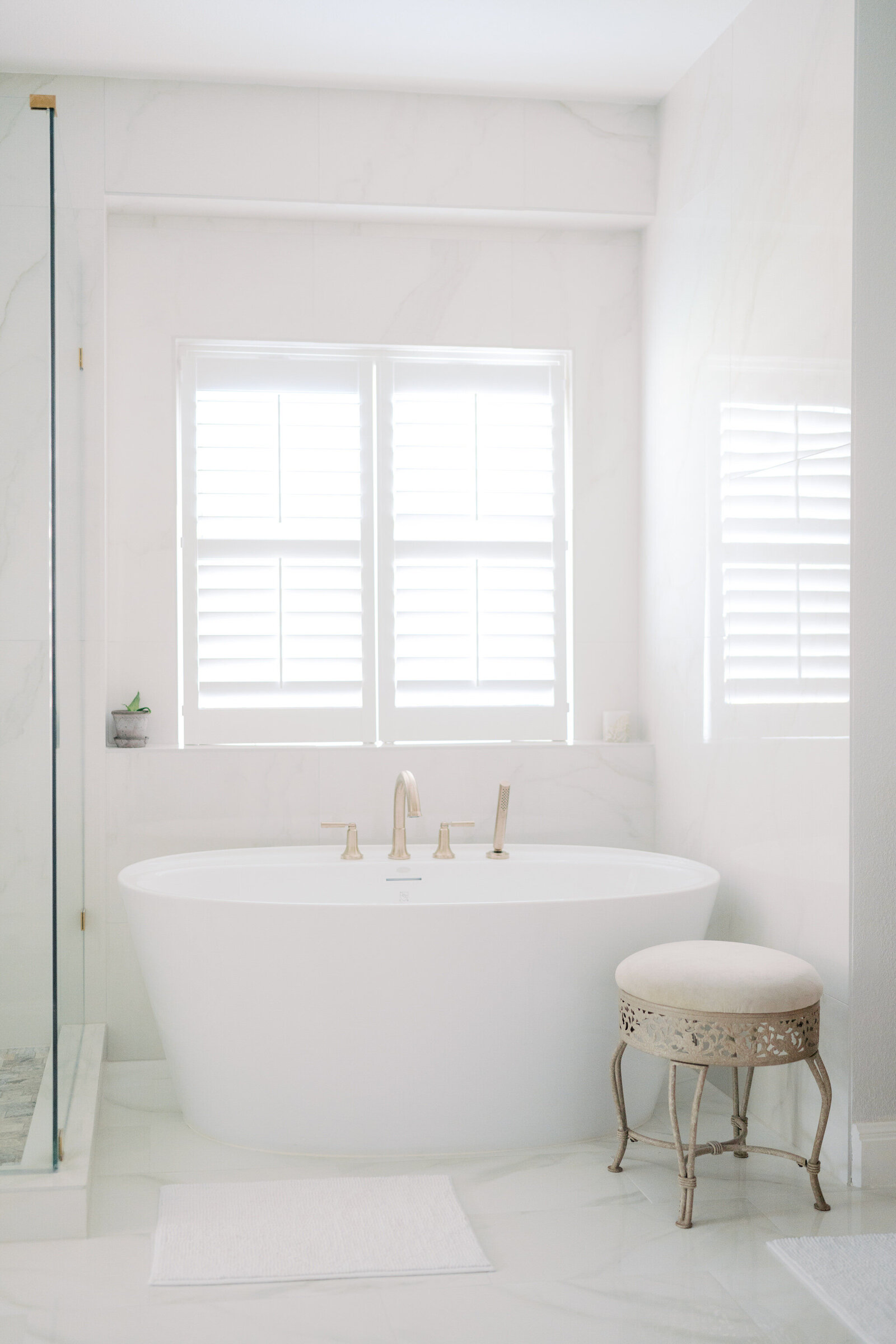 master-bathroom-renovation-inspiration-5