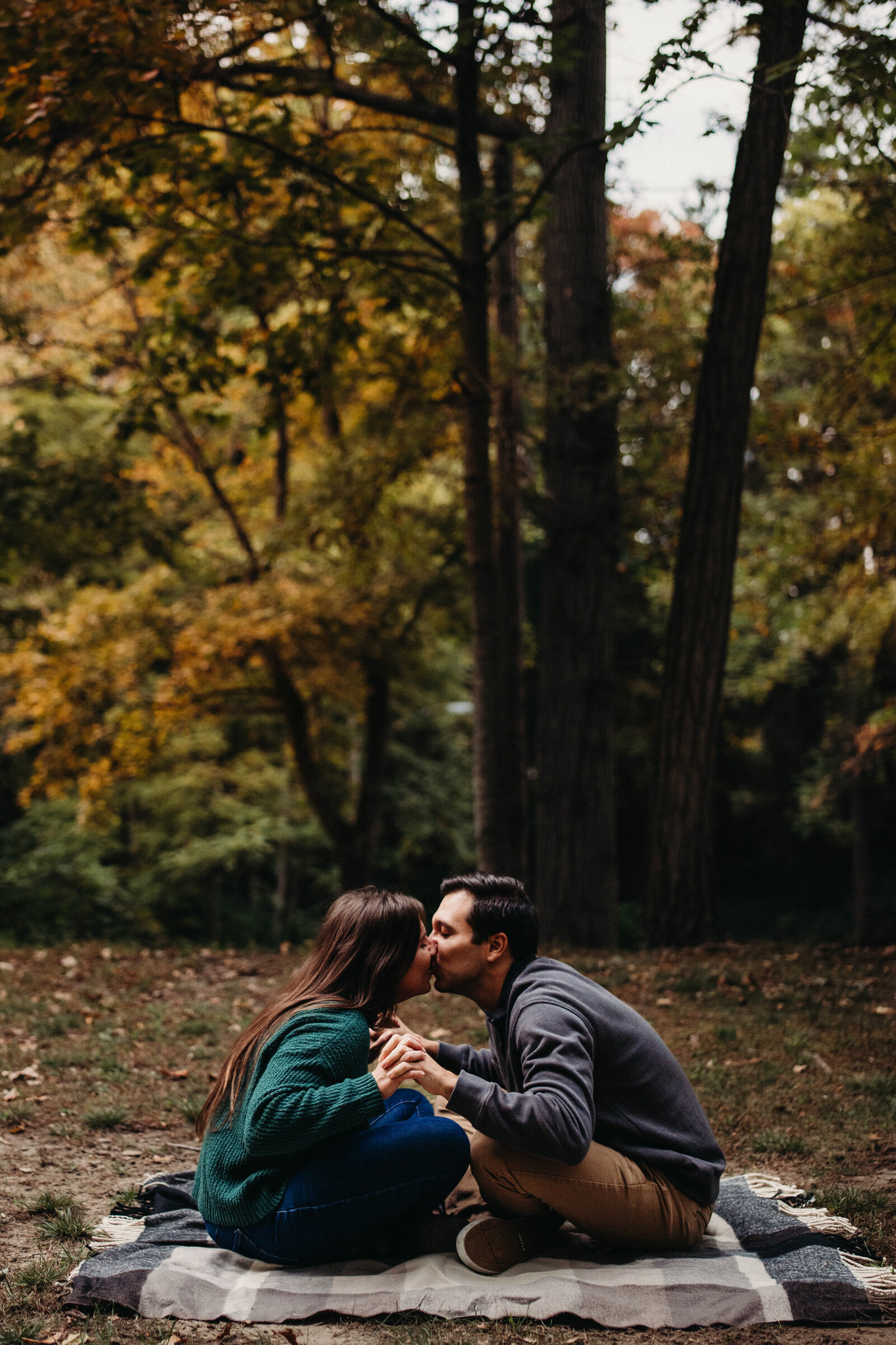 Fall engagement photos in Cleveland