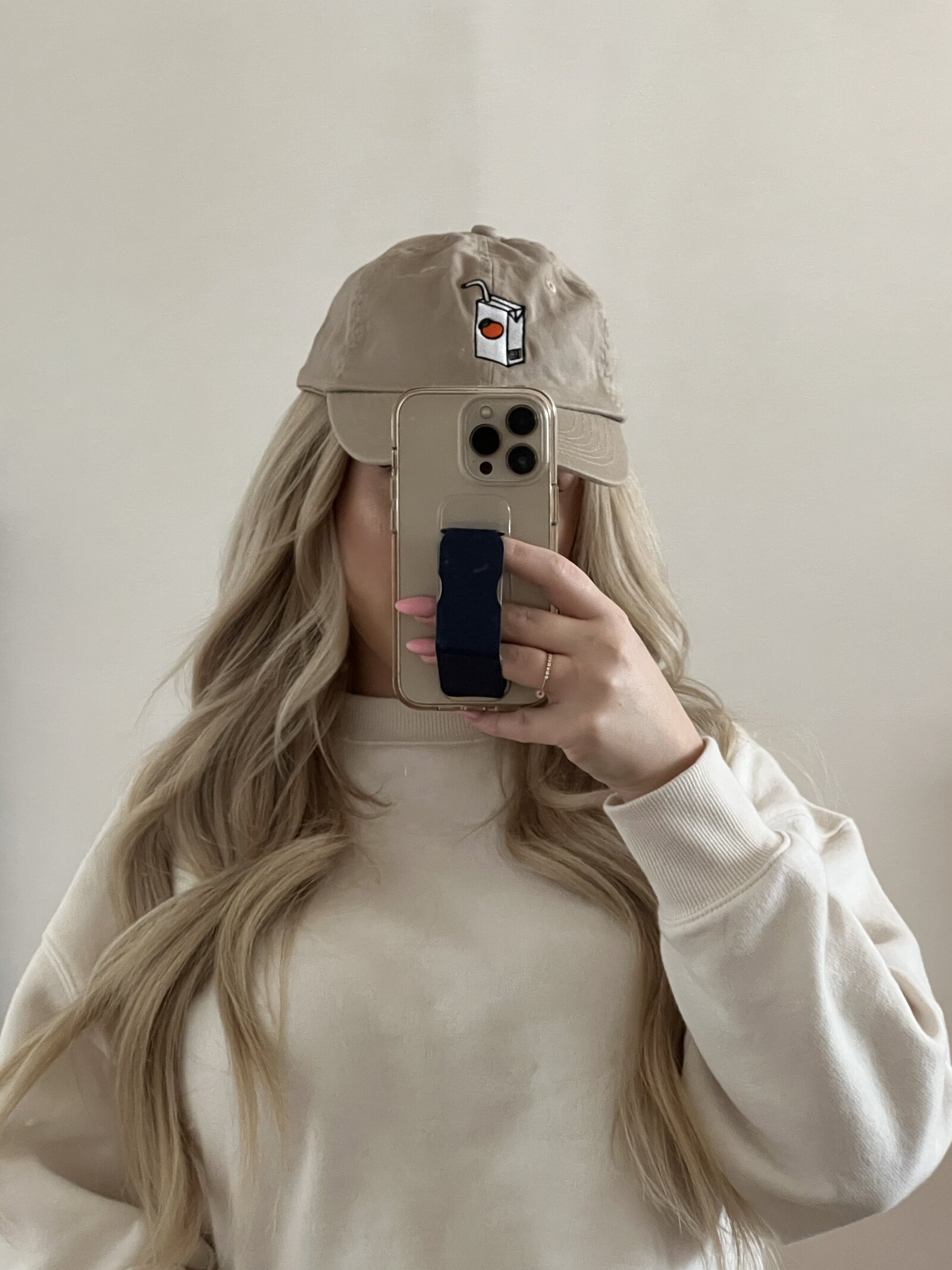 Kathleen Darling Luxury Fashion Blogger Content Creator