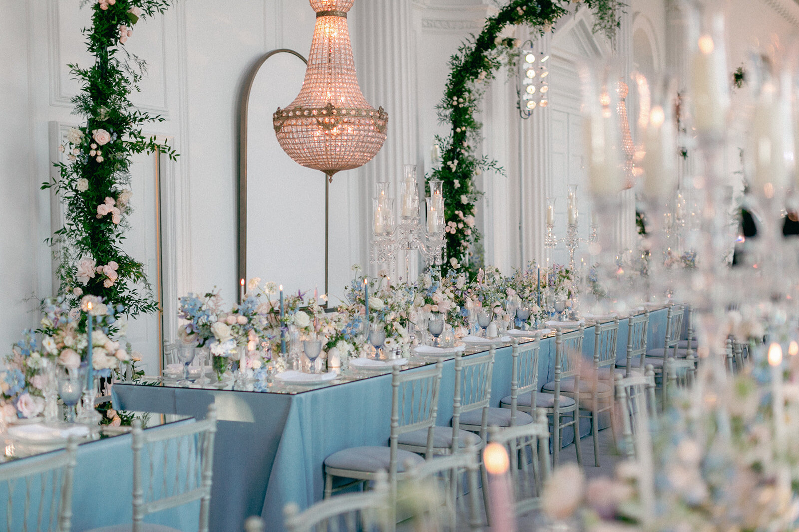MJV-Kensington-Palace-Orangery-Wedding-051024-Dinner-Tablescape-Philippa-Sian-Photography-51