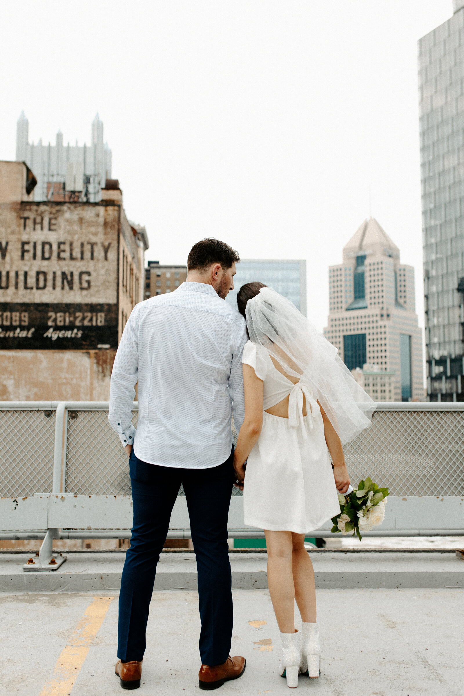 Blissfullybriphotography-pittsburgh-wedding-allegheny-county-courthouse-amanda-michael-039